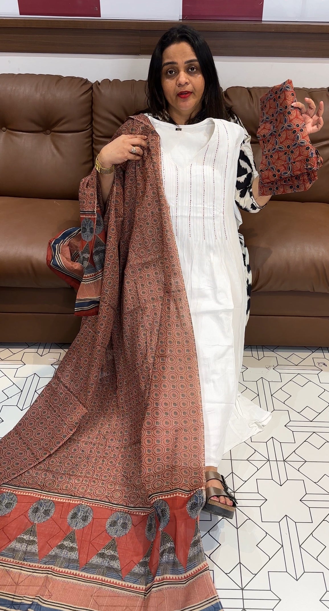 CRUSHED COTTON TOP, BOTTOM AND DUPATTA - IHA 22829