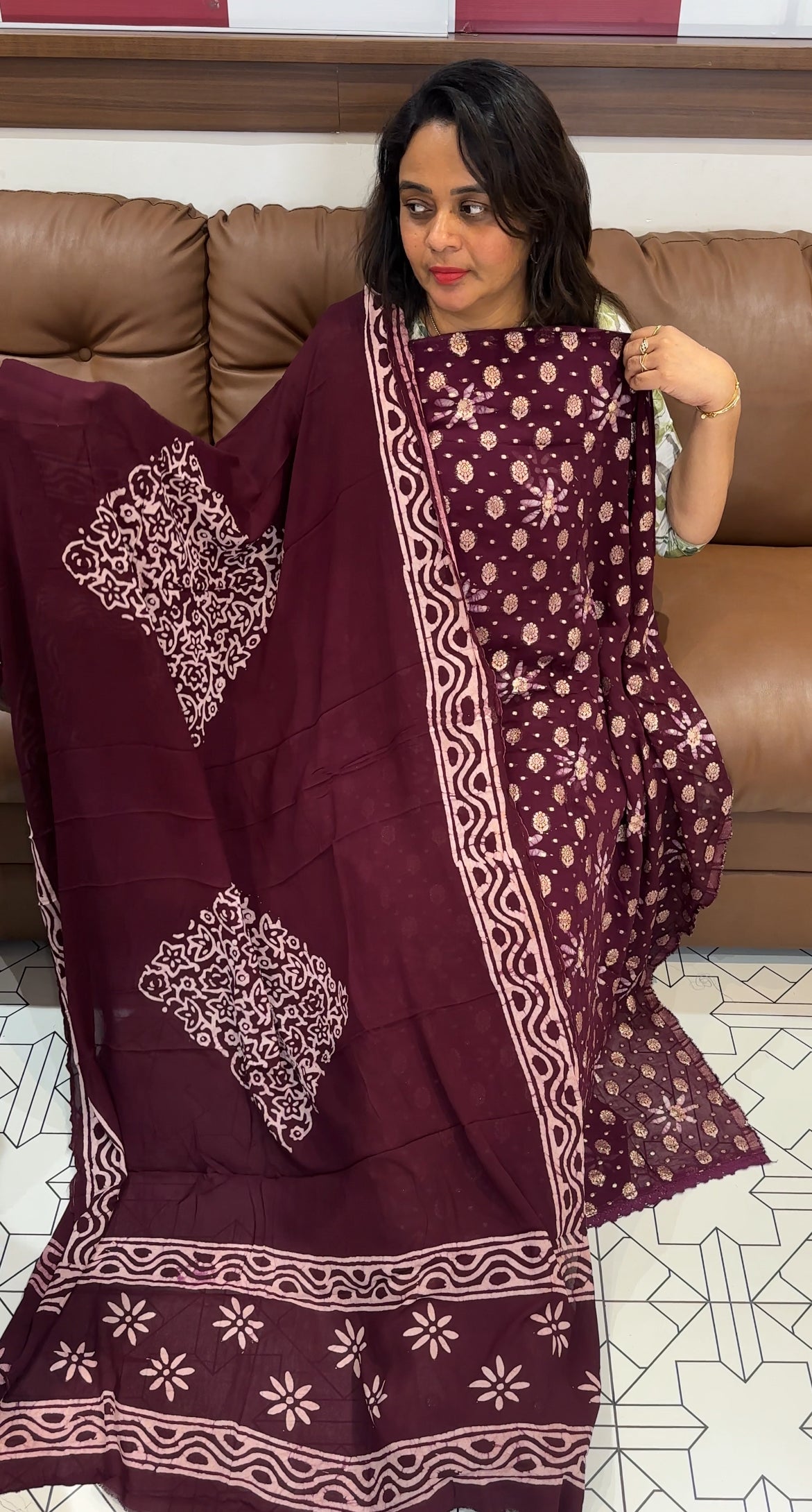 BATIK PRINTED UNSTITCHED SALWAR SUITS - IHA 26315