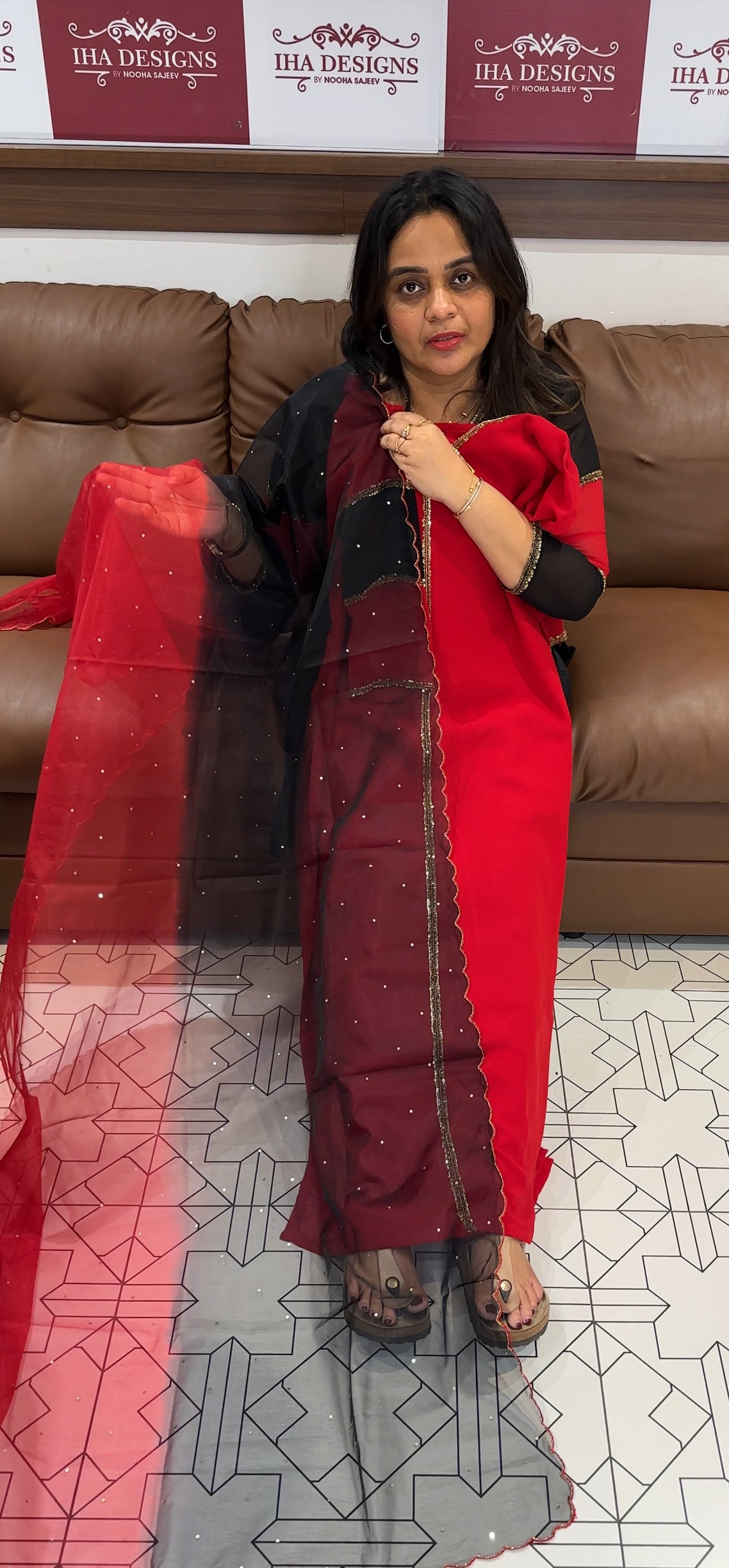 HANDWORKED TOP AND DUPATTA - IHA 26662