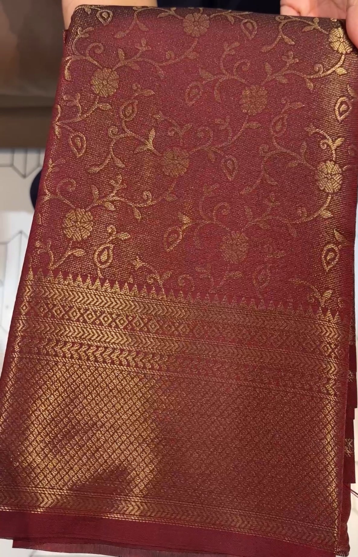 SEMI SILK SAREES - IHA 21924