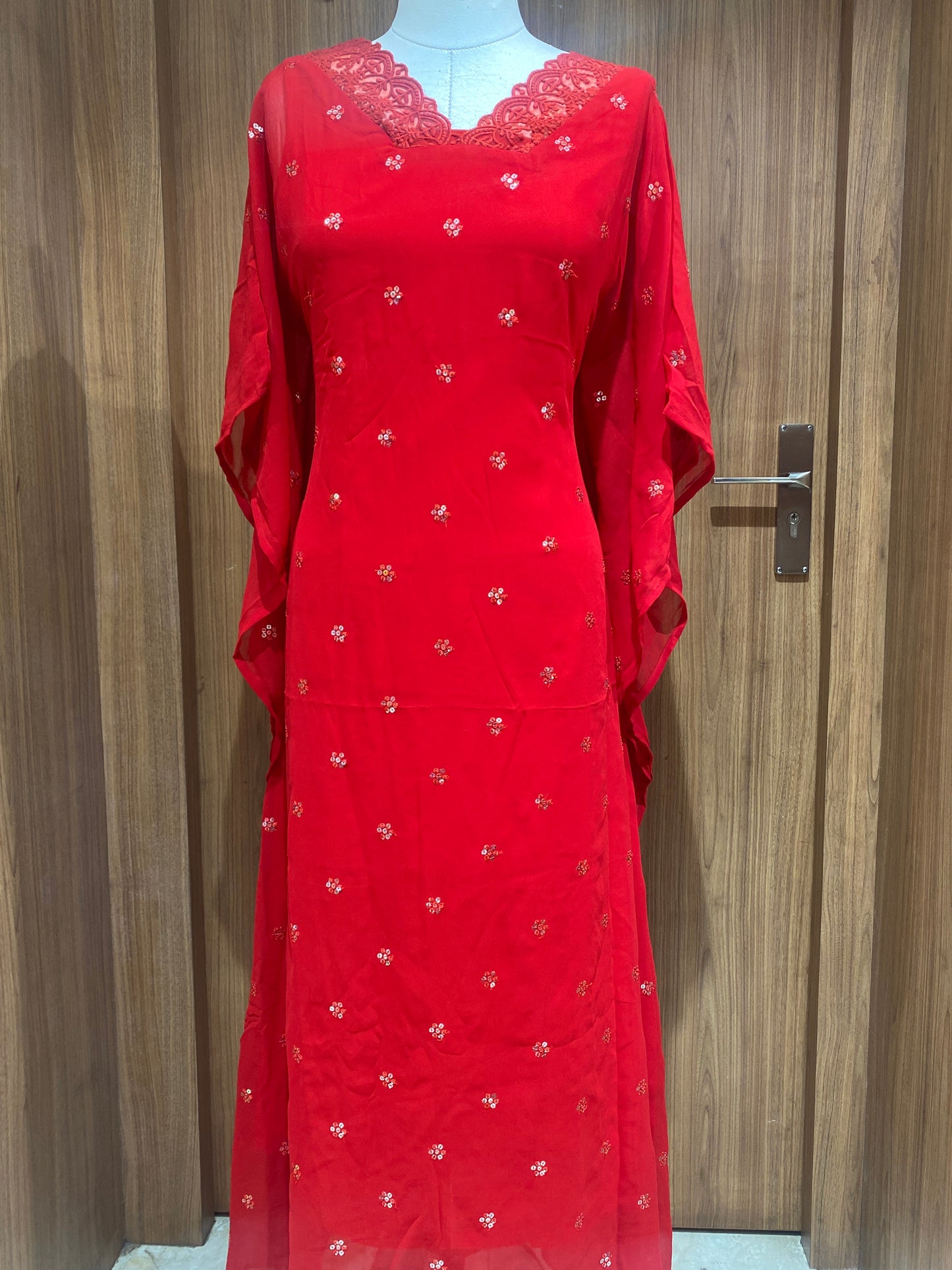 OFFER SALES TOPS COLLECTIONS - IHA 27006