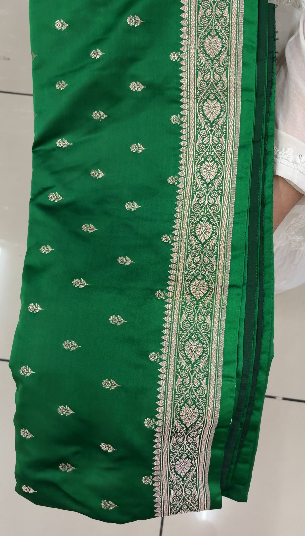 SEMI KATAN BANARASI SAREES - IHA 24623