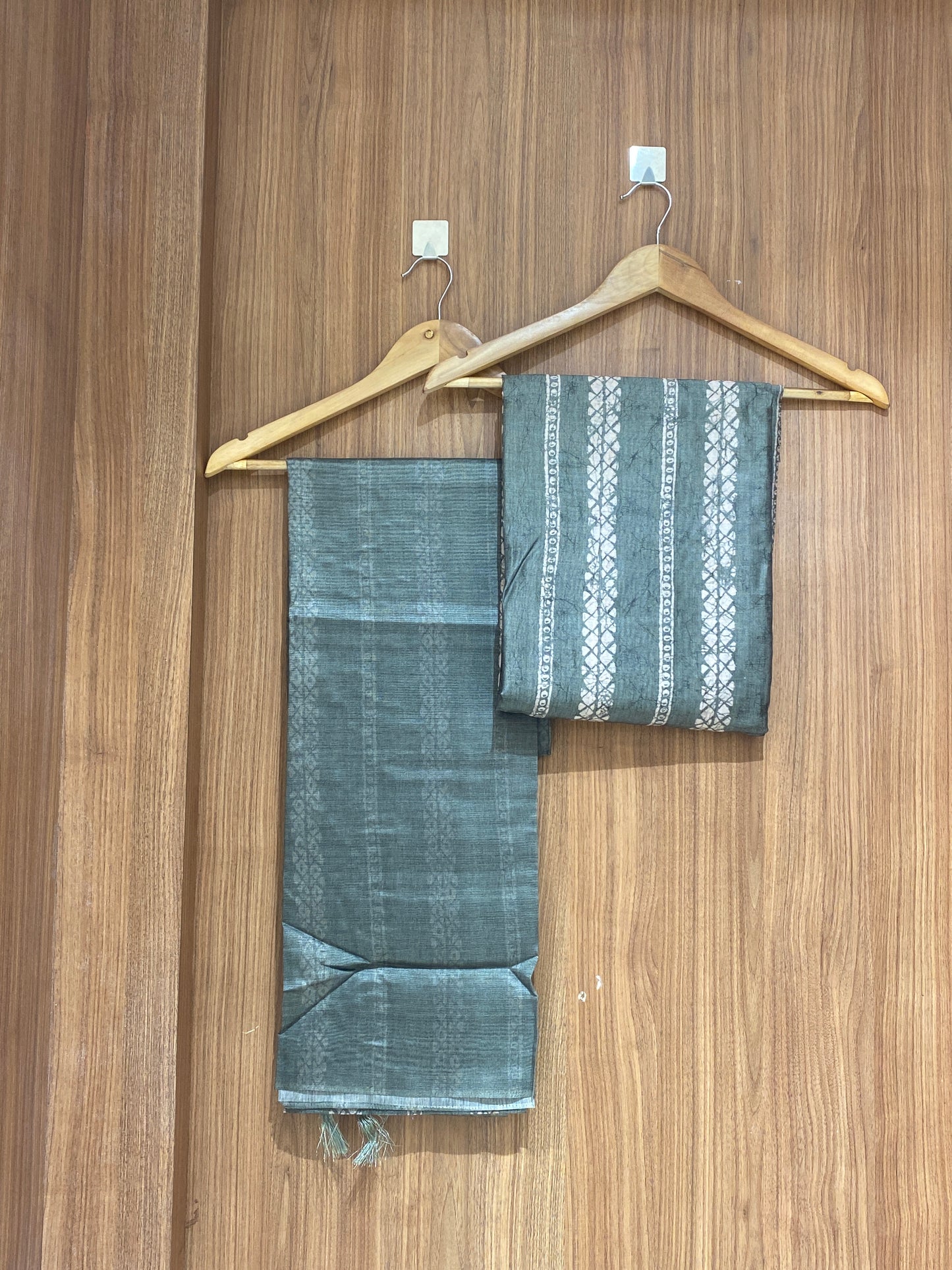 OFFER SALES UNSTITCHED SALWAR - IHA 27028