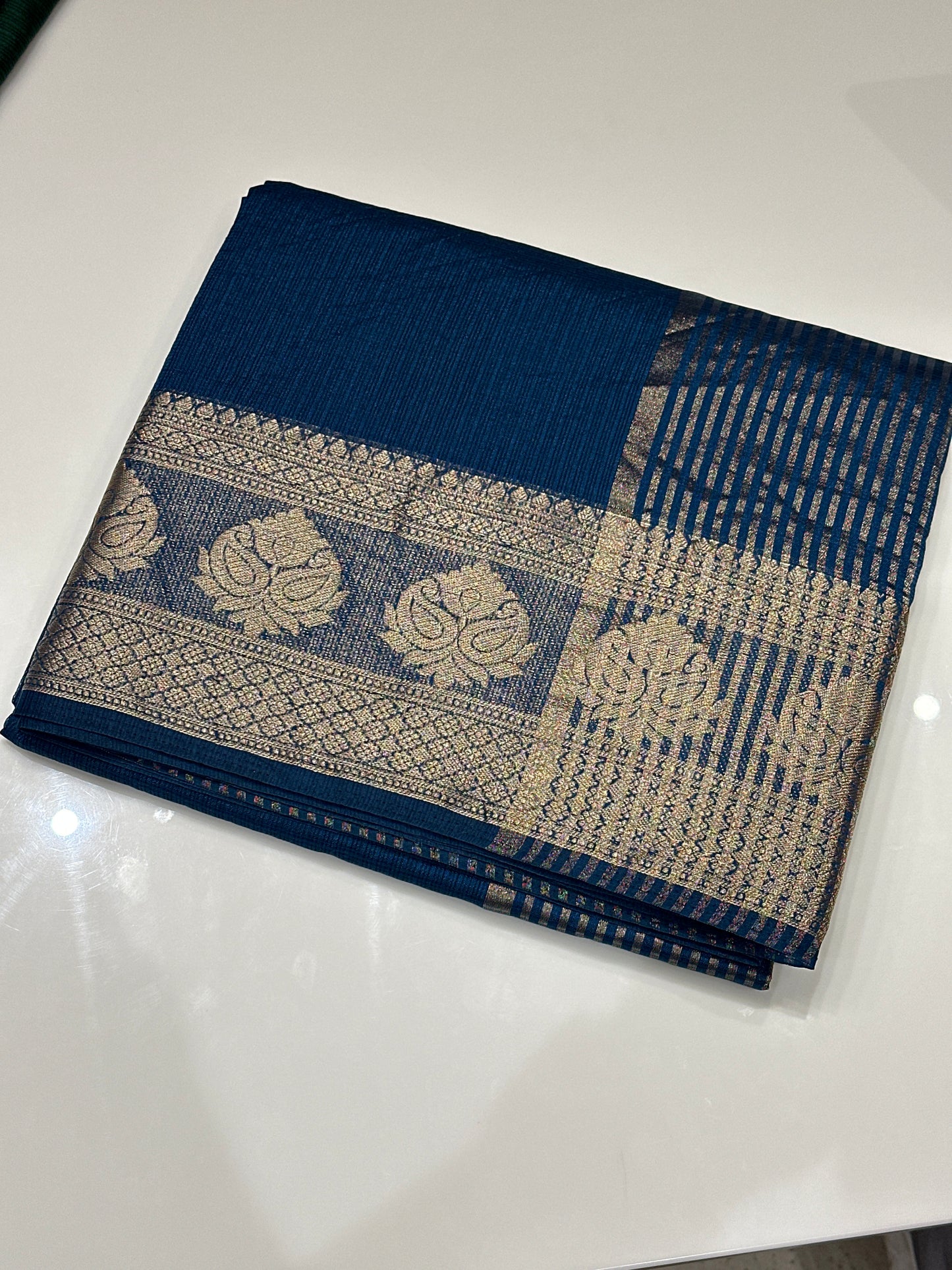 OFFER SALES SAREES - IHA 27182