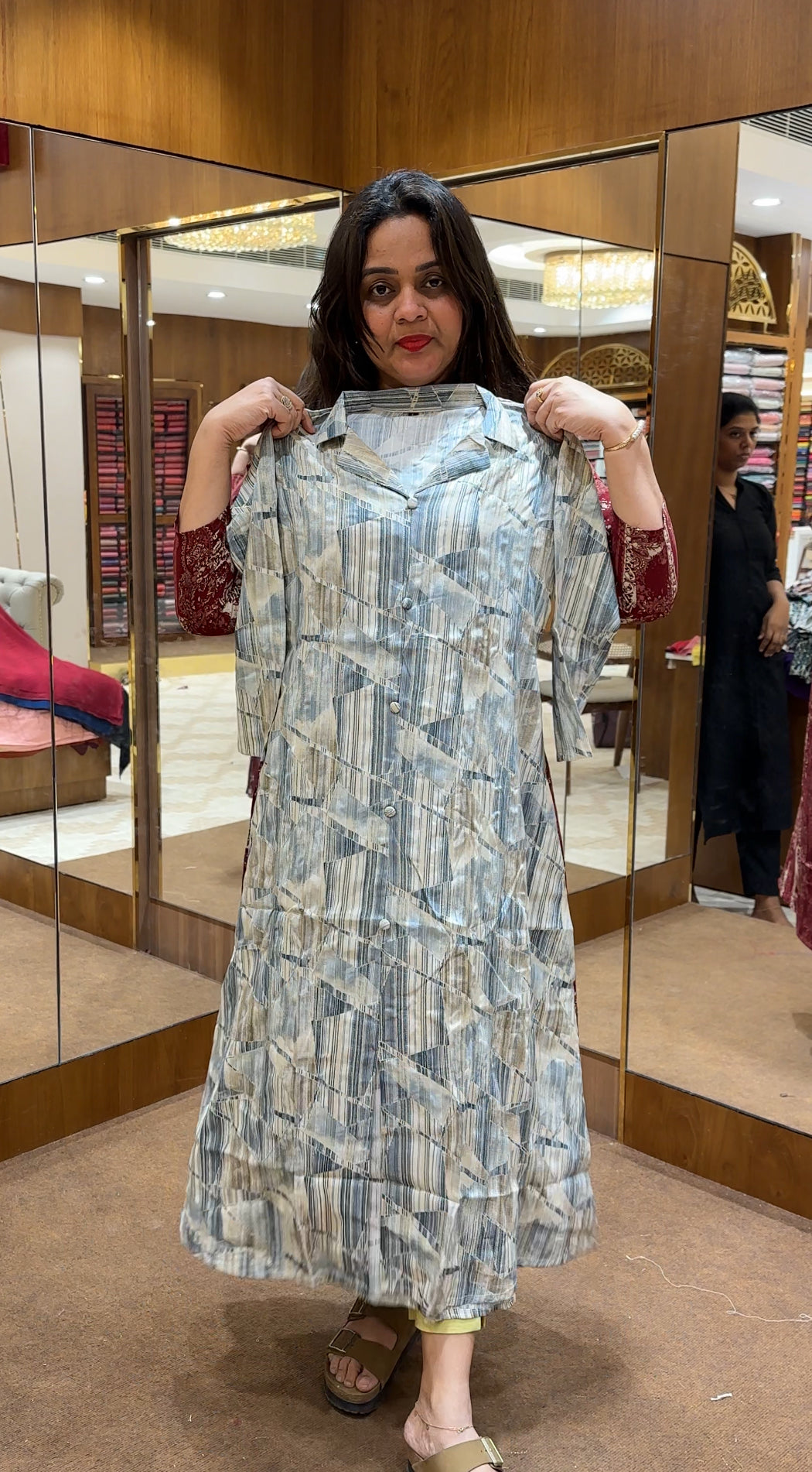 BUDGET BUY LONG A-LINE TOPS - IHA 21431