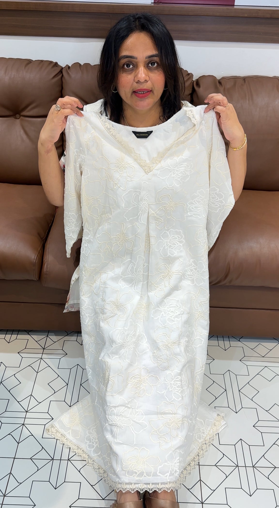IHA'S IN-HOUSE MALAI CHANDERI ALINE TOPS - IHA 26182