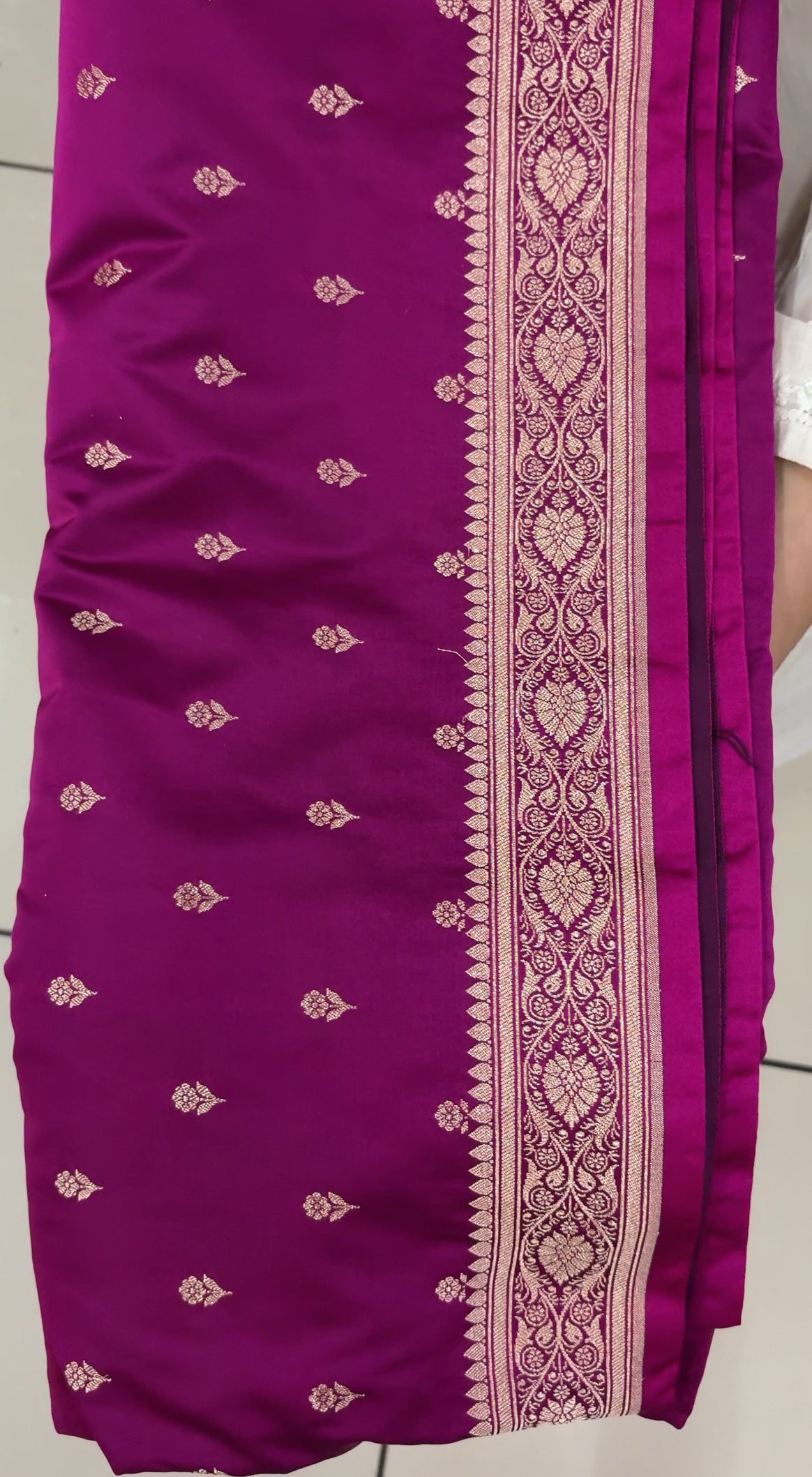 SEMI KATAN BANARASI SAREES - IHA 24623