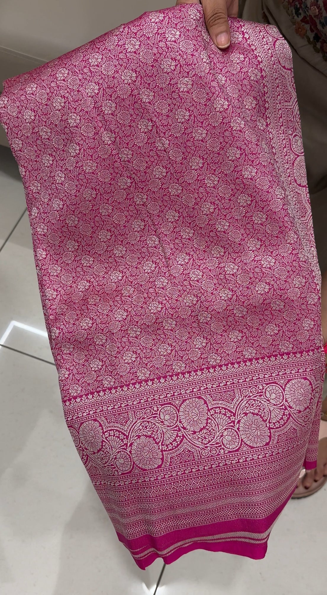 SEMI BANARASI SAREES - IHA 27033