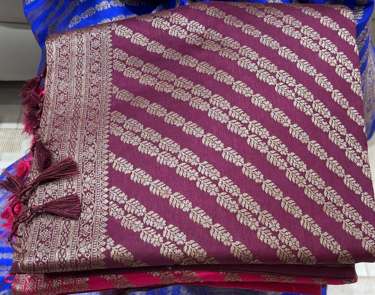 SEMI KATAN SAREES - IHA 21720