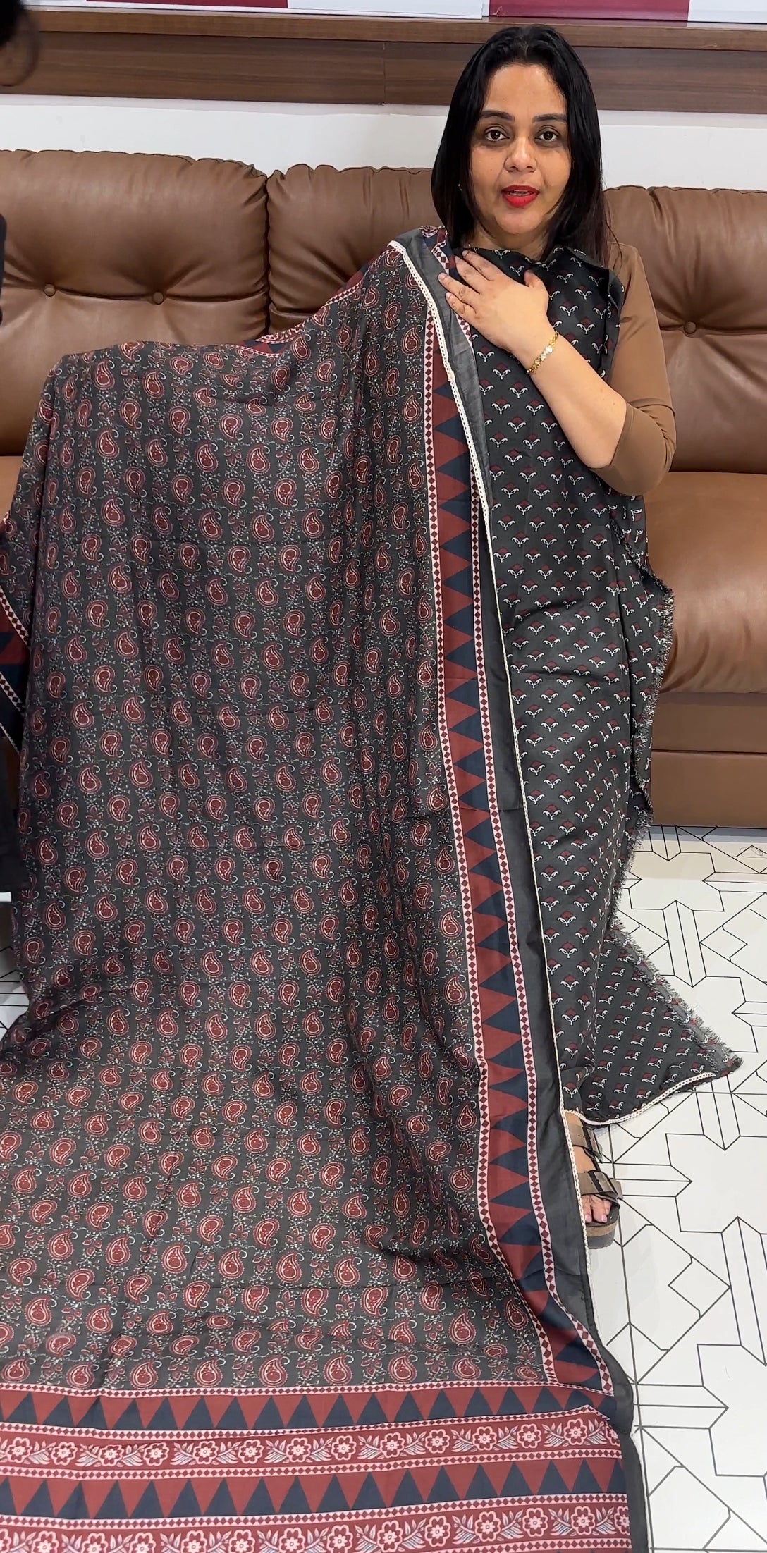 PRINTED MUSLIN UNSTITCHED SALWAR SUITS - IHA 20668