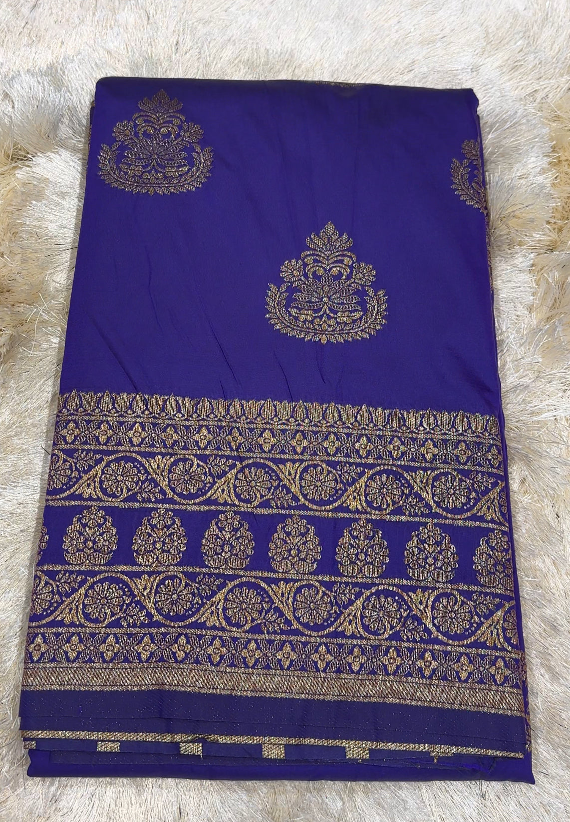 SEMI BANARASI SAREES - IHA 27779