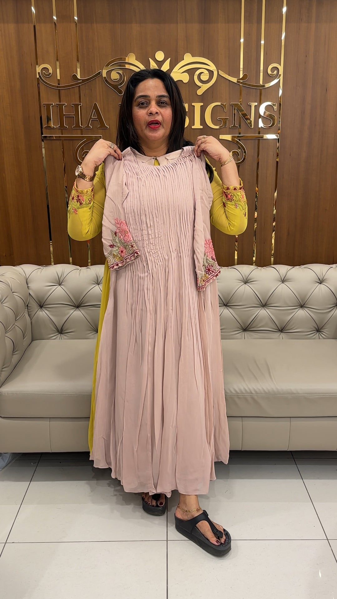 DESIGNER LONG A-LINE TOPS - IHA 26050