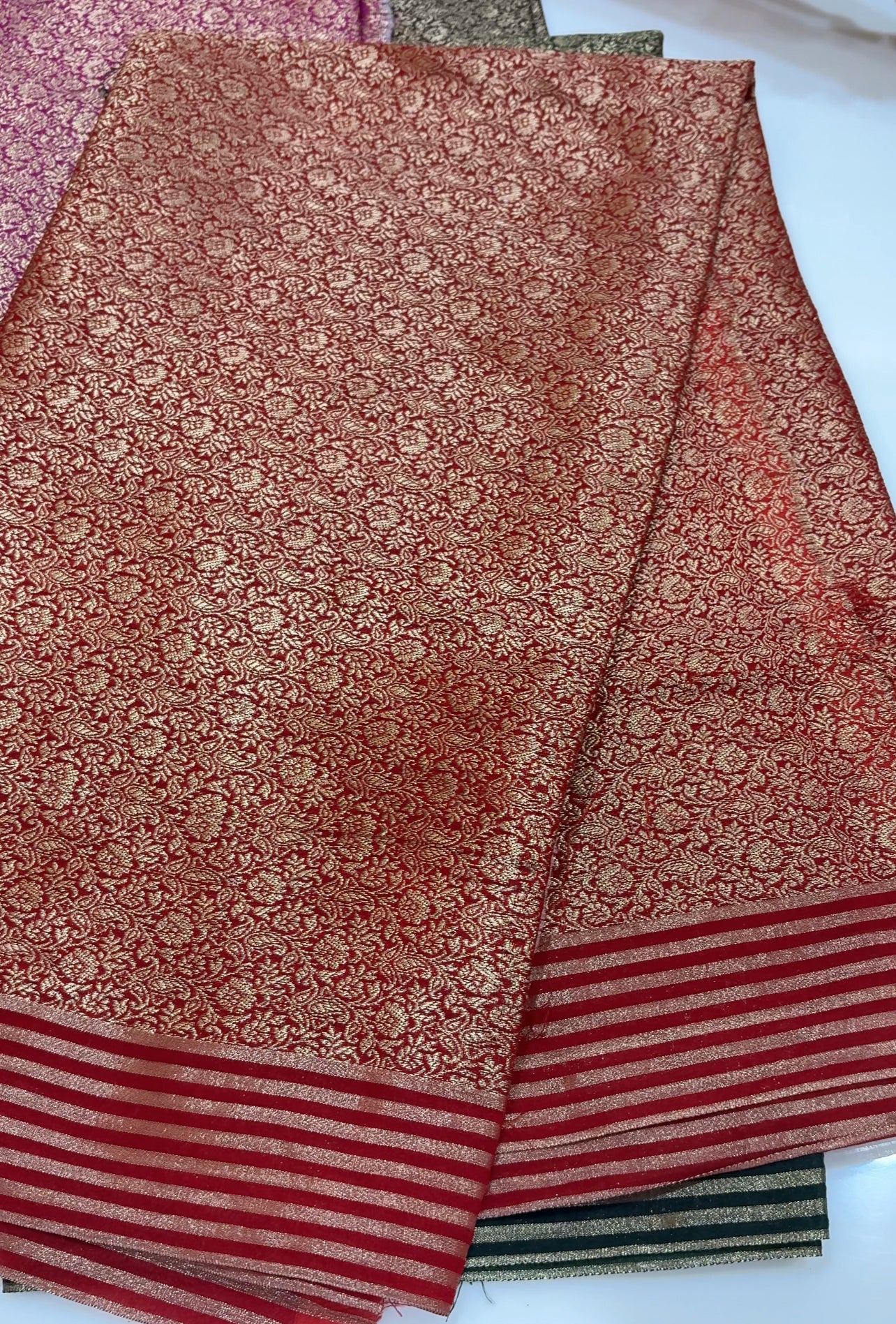 FORWARD BROCADE BLOUSE MATERAIL - IHA 24606