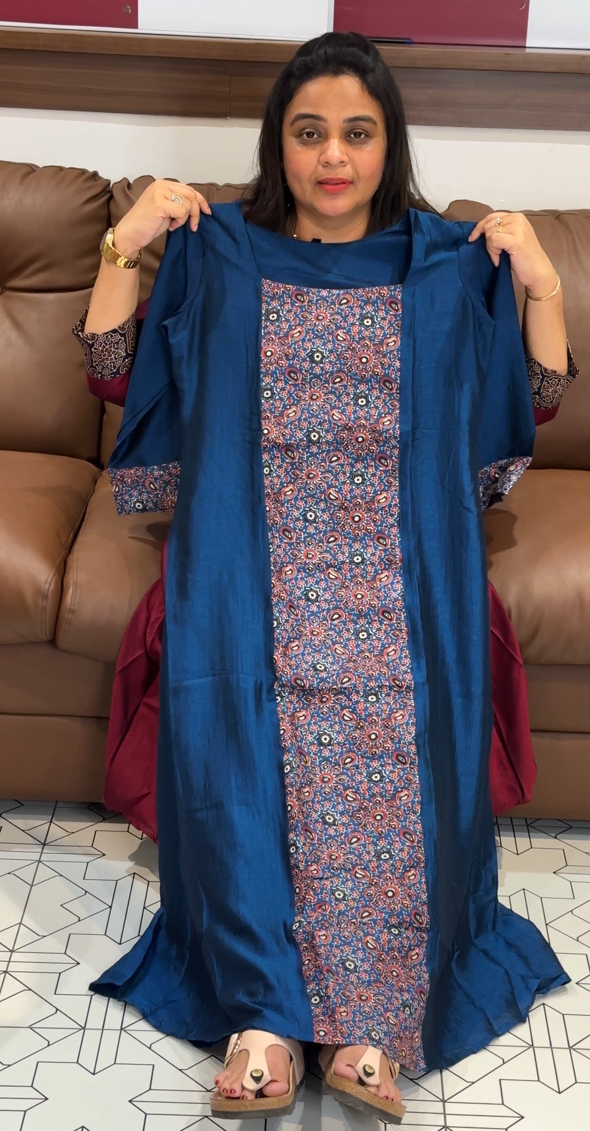 SEMI RAW SILK ALINE TOPS - IHA 27830