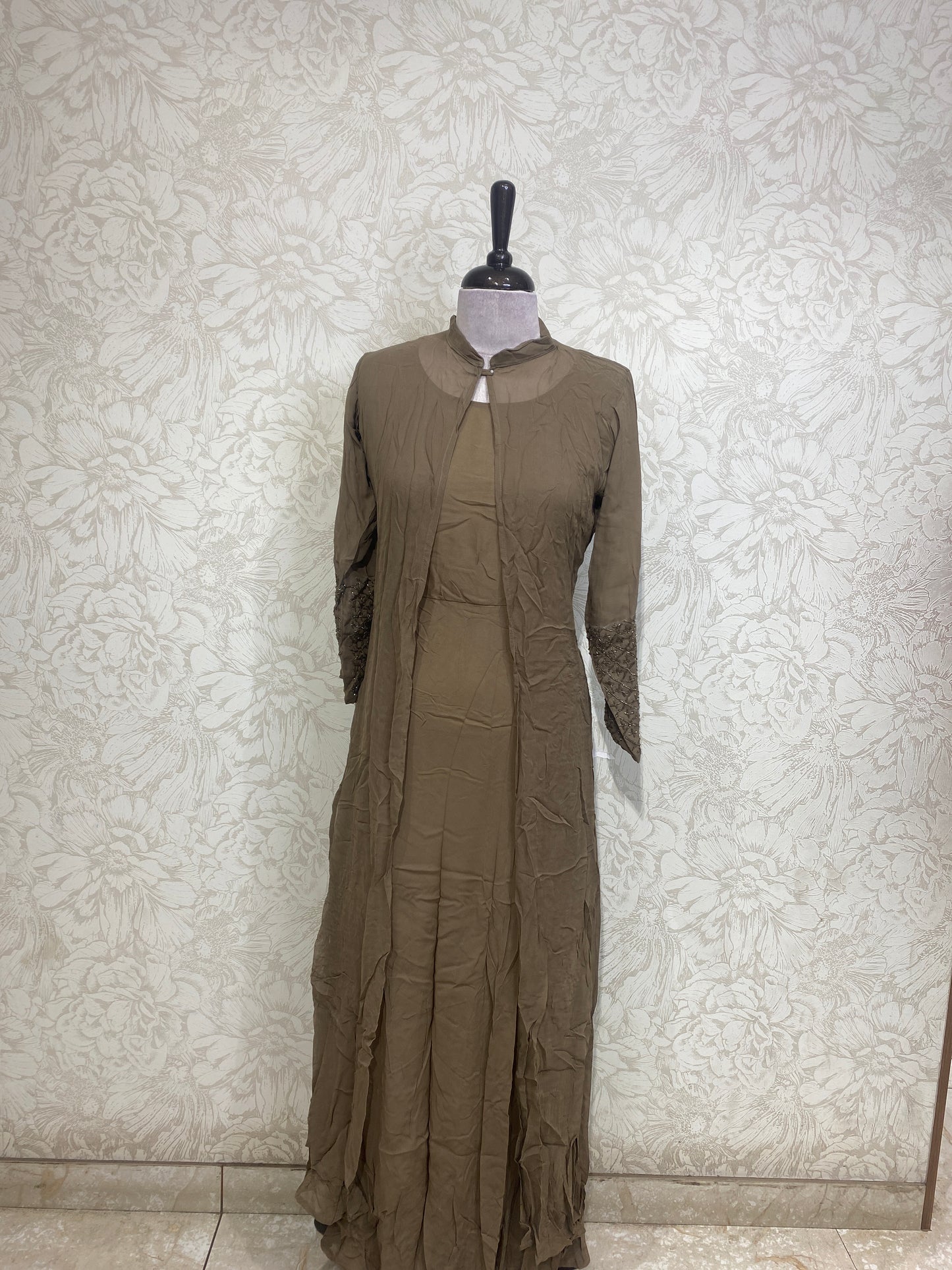 OFFER SALES TOPS COLLECTIONS - IHA 27023