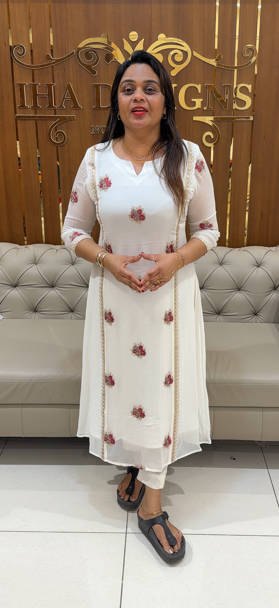 IHA'S IN-HOUSE GEORGETTE ALINE TOPS - IHA 25658