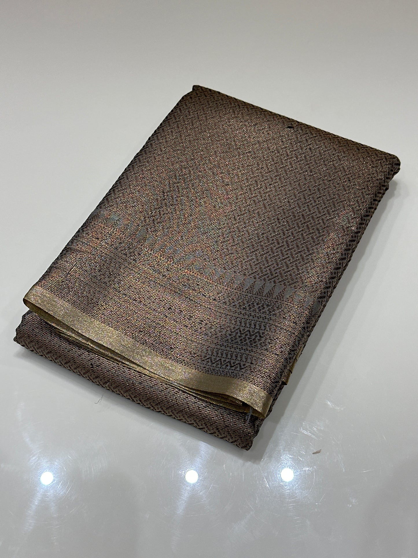 OFFER SALES SAREES - IHA 27182