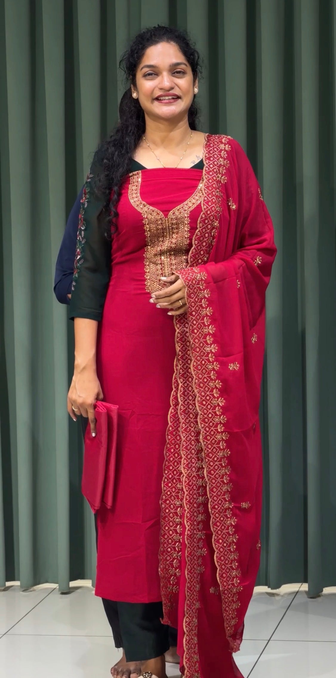 BUDGET BUY UNSTITCHED SALWAR SUITS - IHA 33186