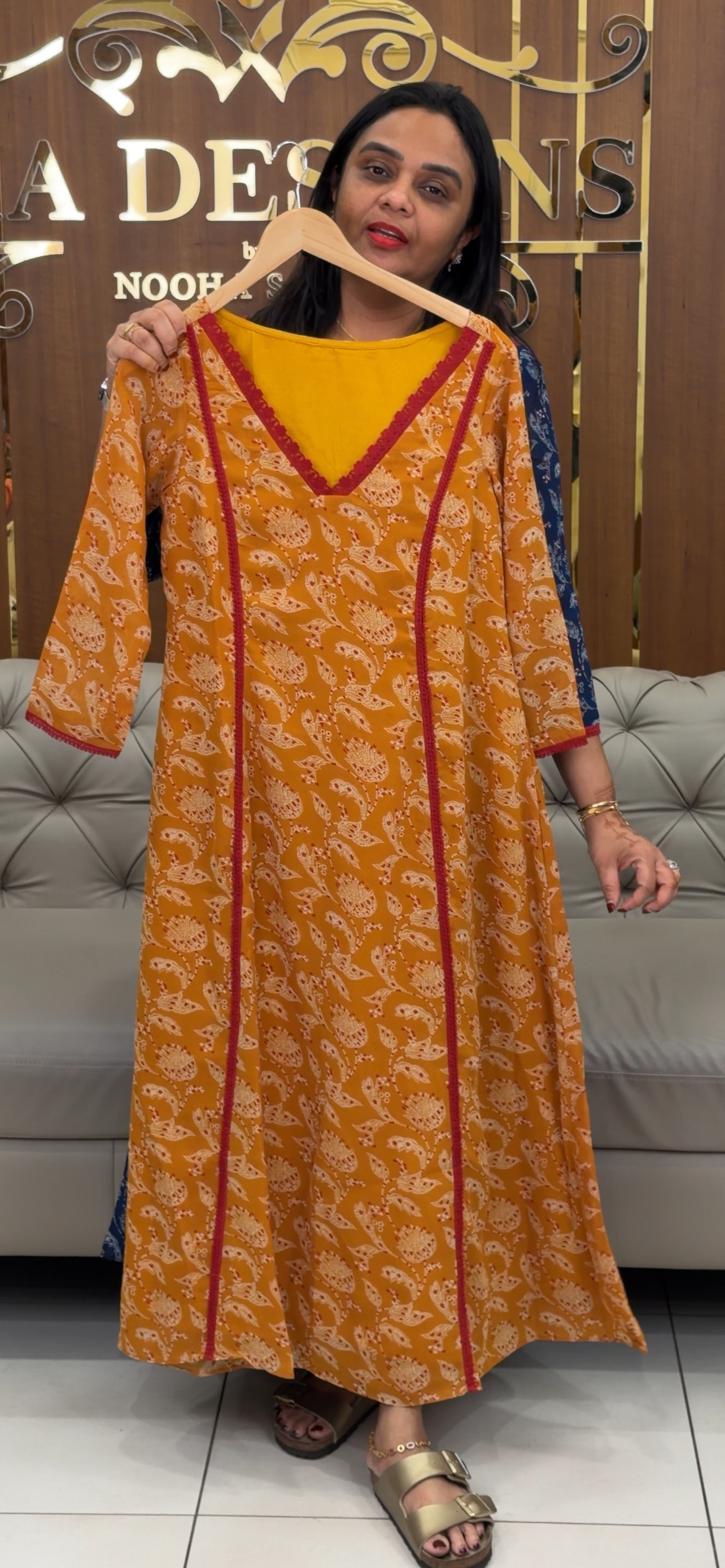 IHA'S IN-HOUSE ALINE TOPS - IHA 31900
