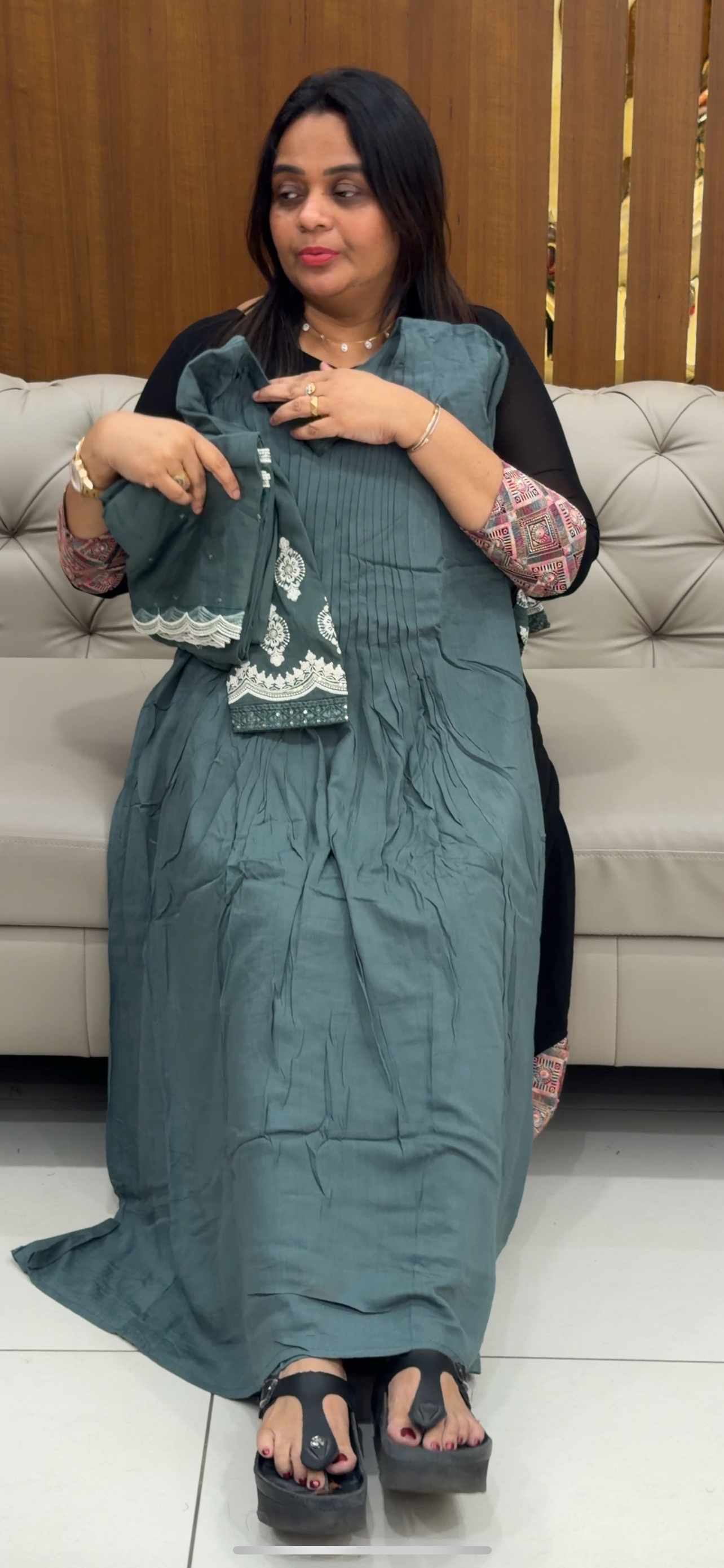 CRUSHED RAYON TOP, BOTTOM AN DUPATTA - IHA 28761