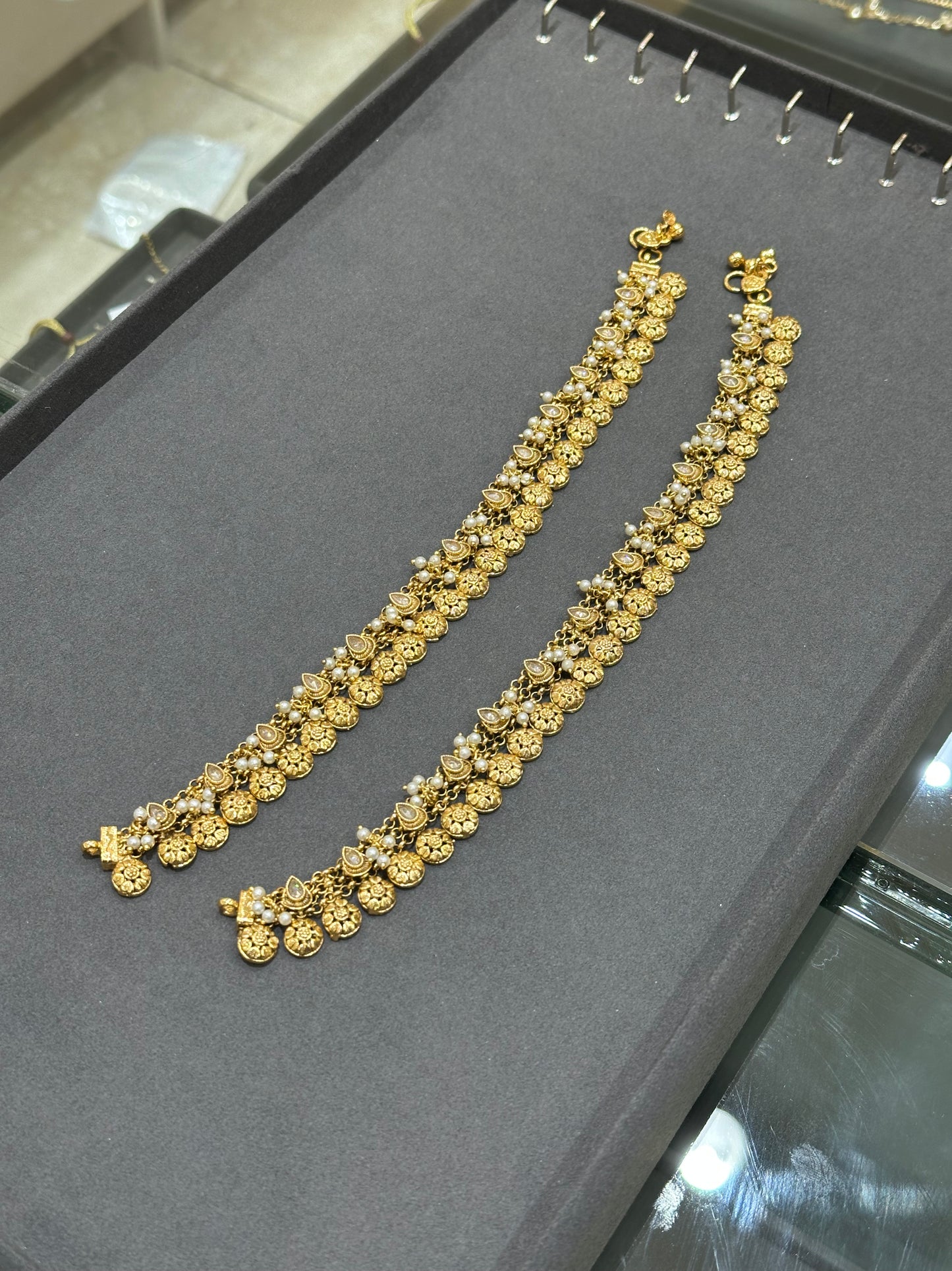 DESIGNER ANKLET COLLECTIONS - IHA 27222