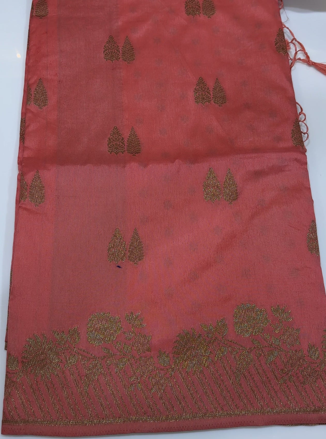 SEMI RAW MANGO SILK SAREES - IHA 21572