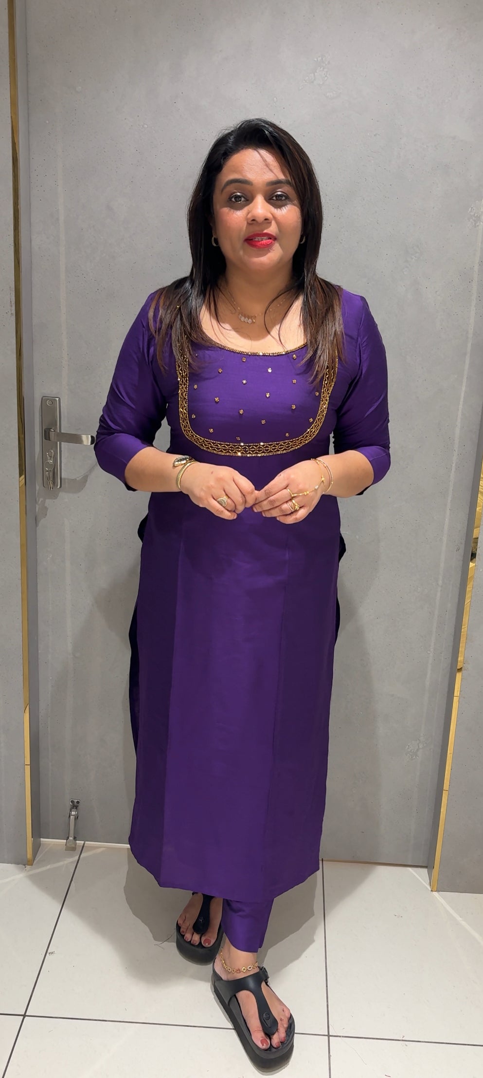 IHA'S IN-HOUSE SLUB SILK TOP AND BOTTOM - IHA 25000