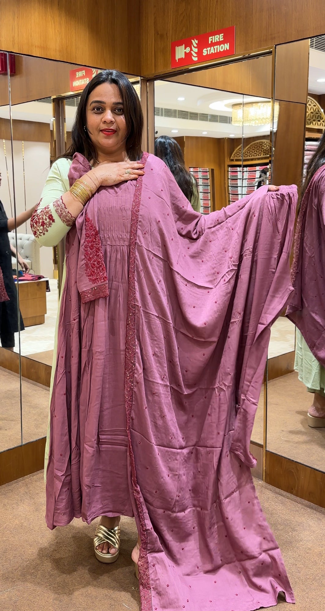 CRUSHED COTTON TOP ,BOTTOM AND DUPATTA - IHA 22230