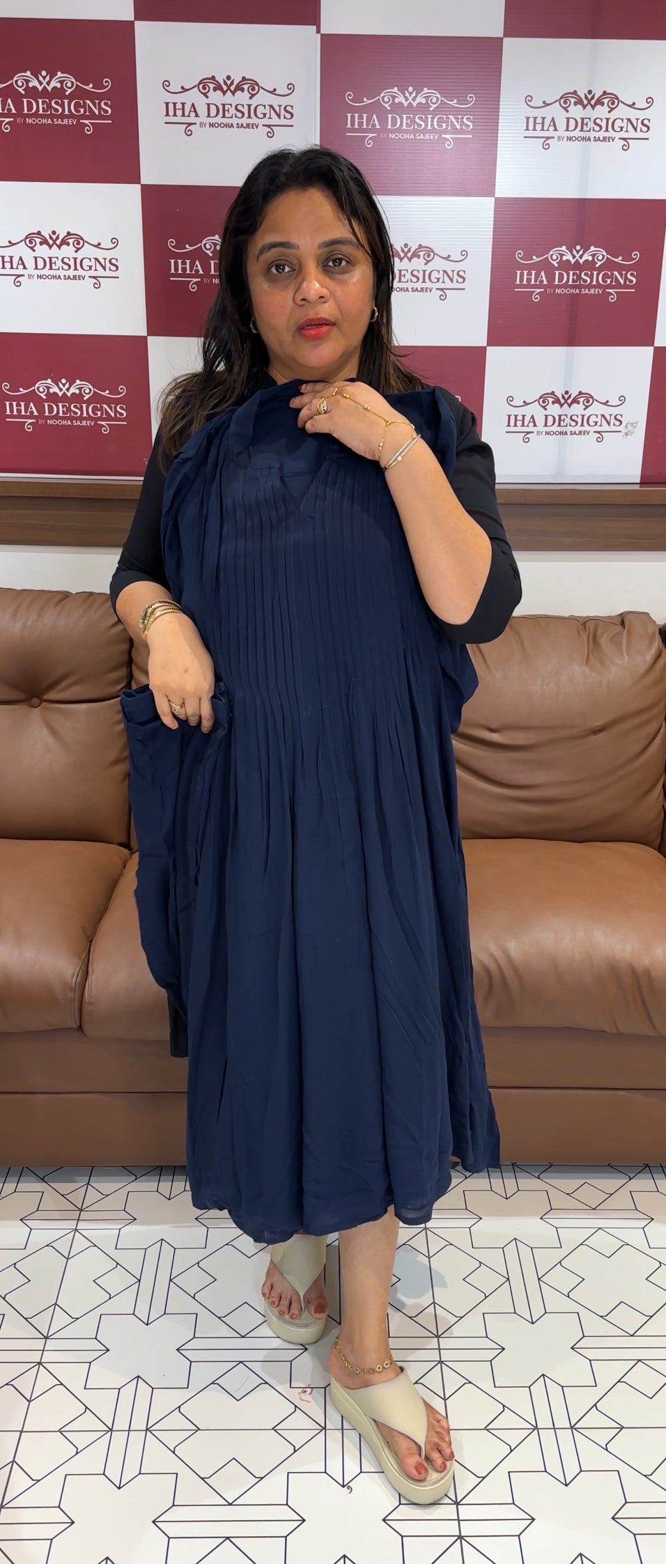 CRUSHED RAYON TOP AND BOTTOM - IHA 24748