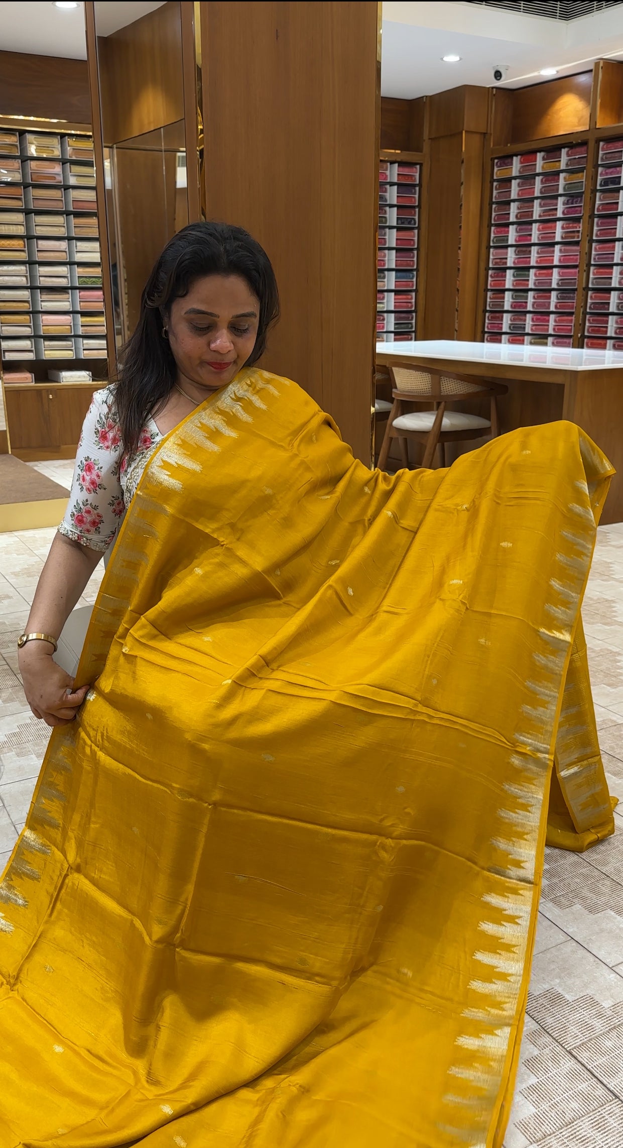 DOLA BANARASI SAREES - IHA 25712