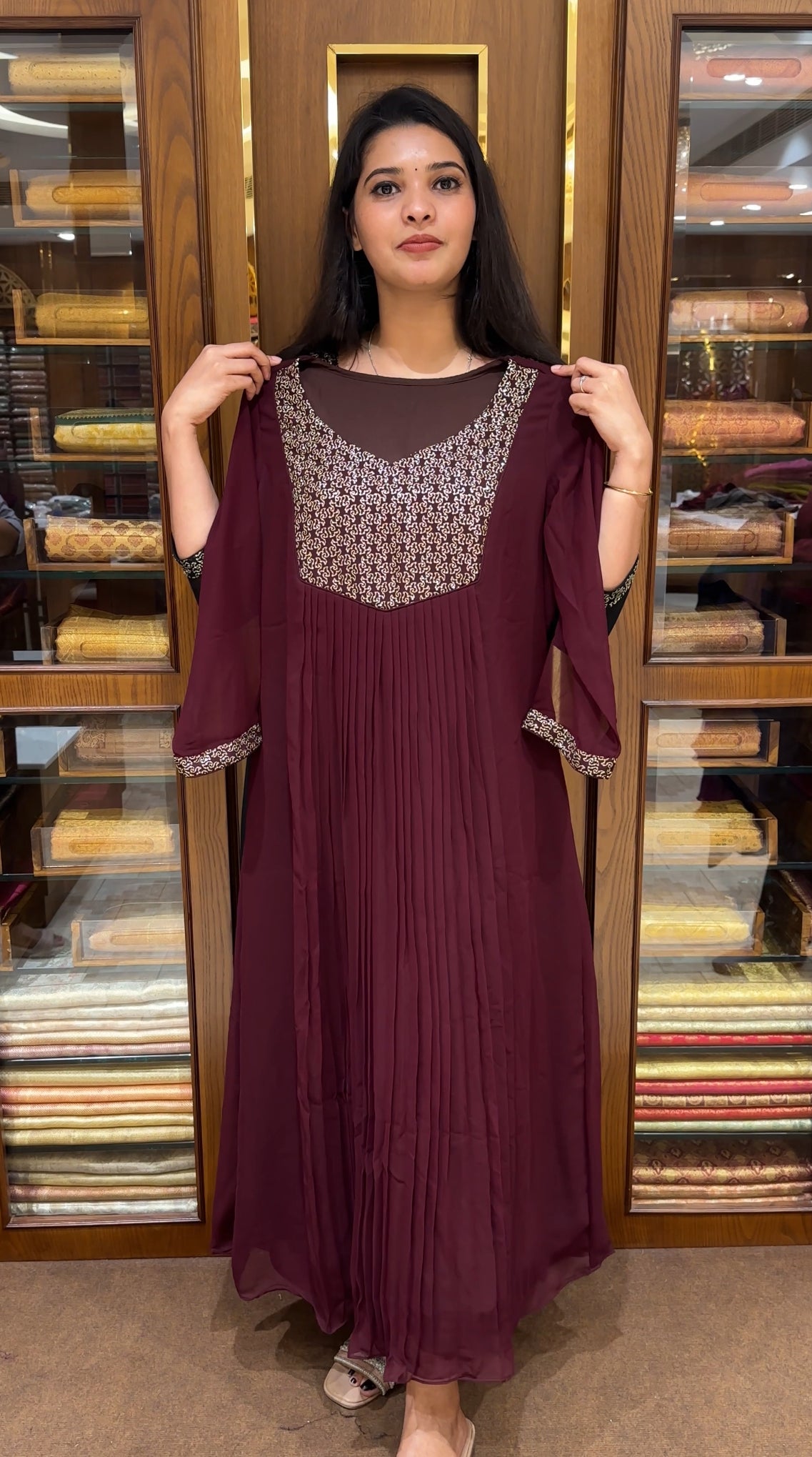 IHA'S IN-HOUSE ALIEN TOPS - IHA 25138