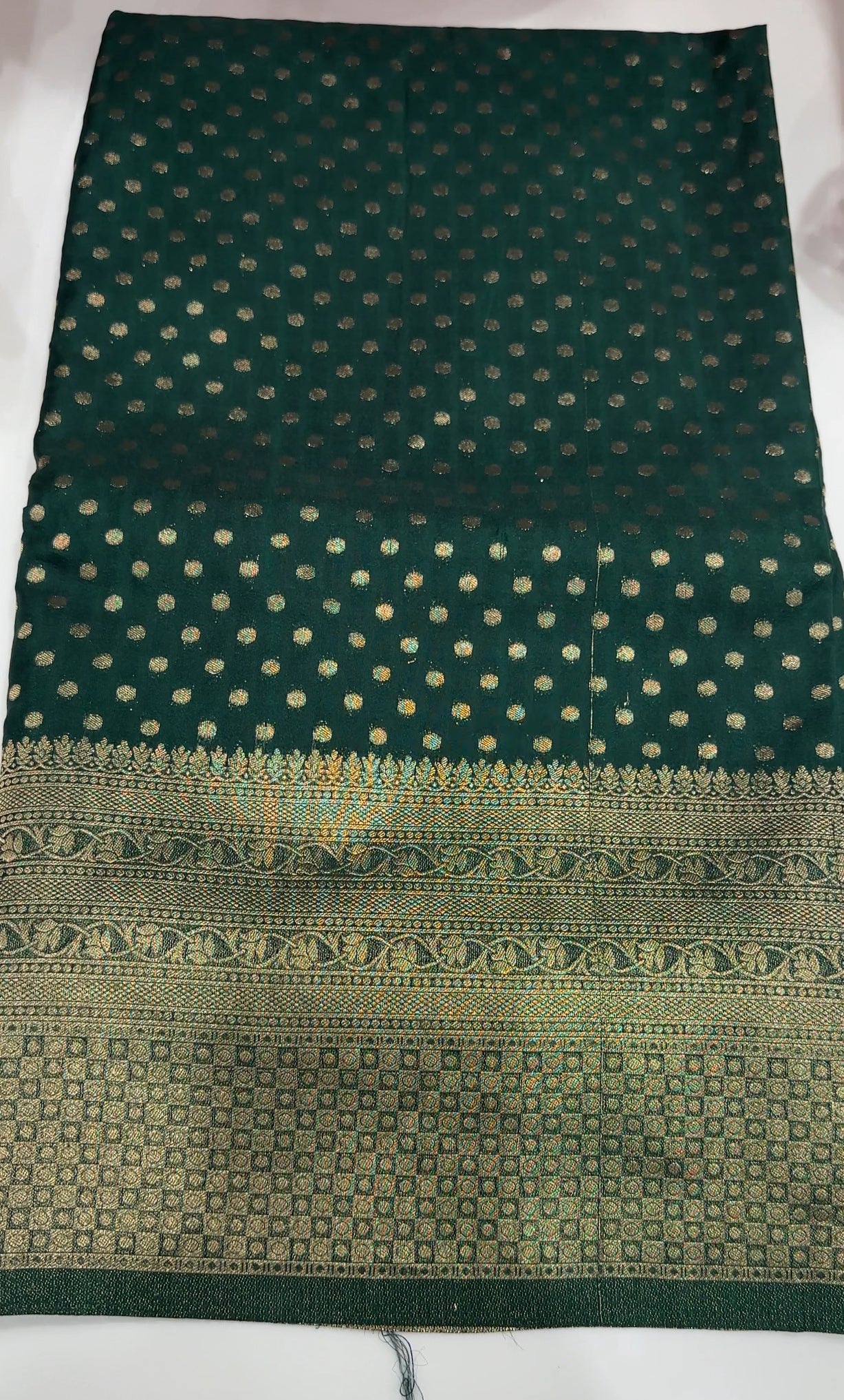 SEMI BANARASI SAREES - IHA 27402