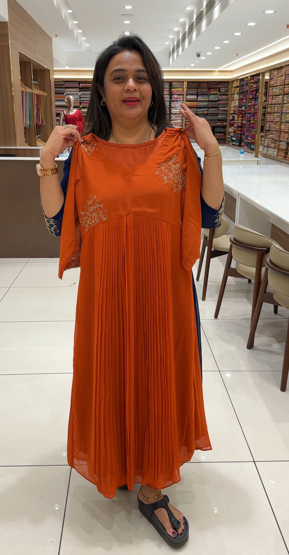 IHA'S IN-HOUSE LONG TOPS - IHA 26018