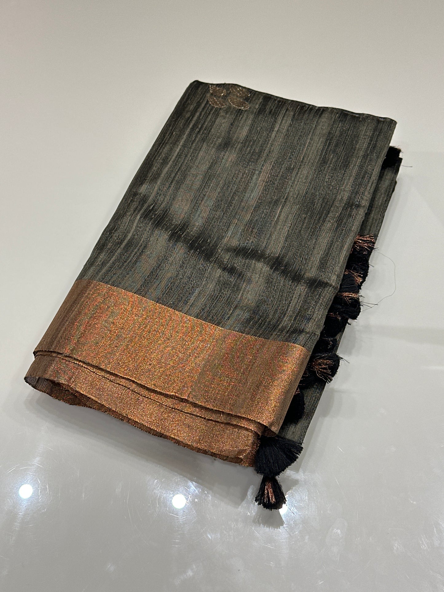 OFFER SALES SAREES - IHA 27172