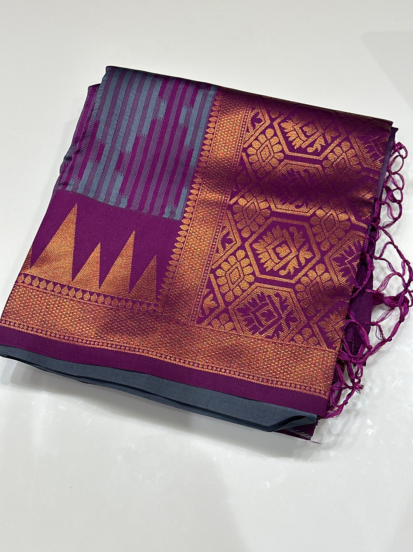 OFFER SALES SAREES - IHA 27172
