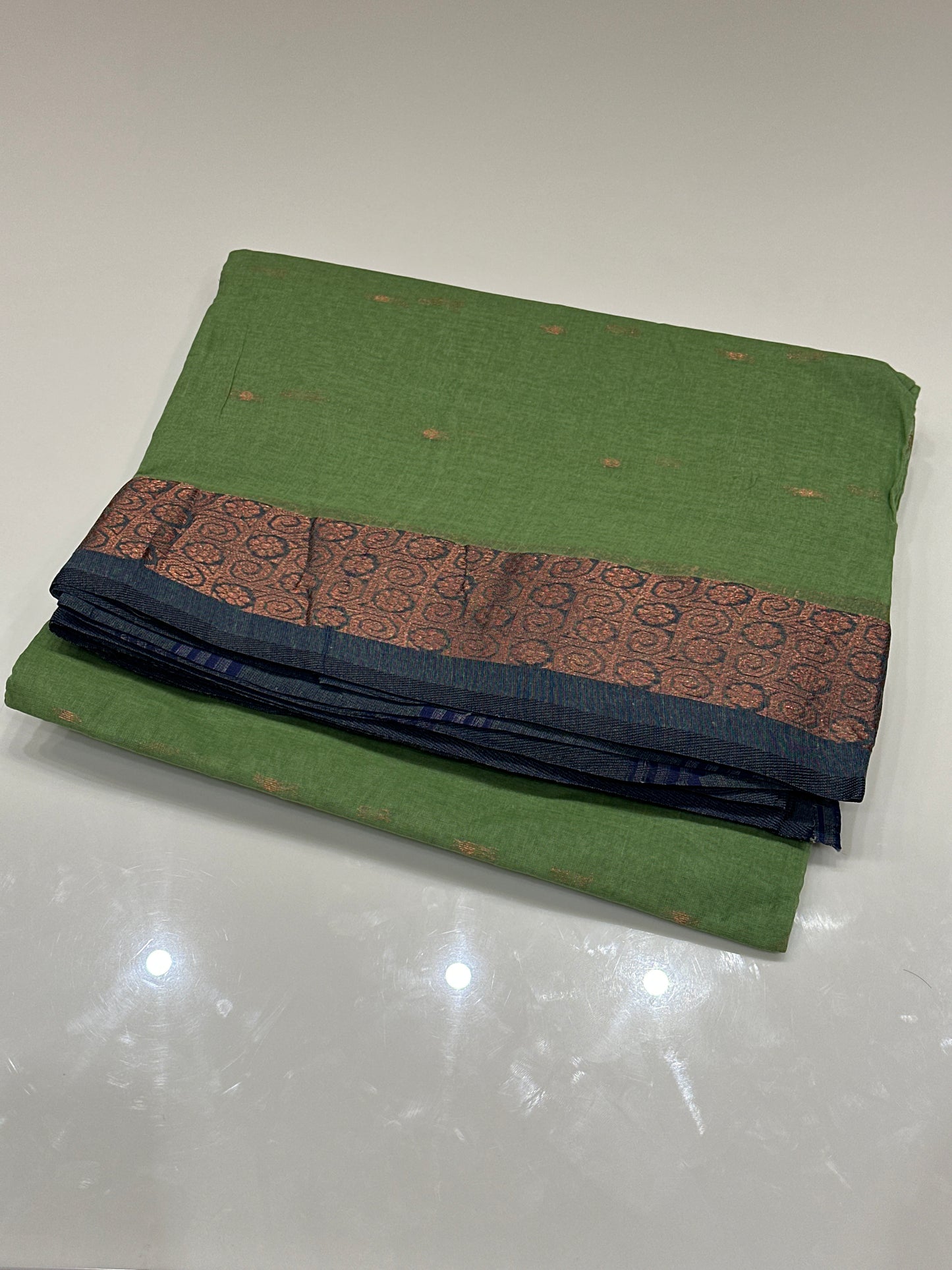 OFFER SALES SAREES - IHA 27172