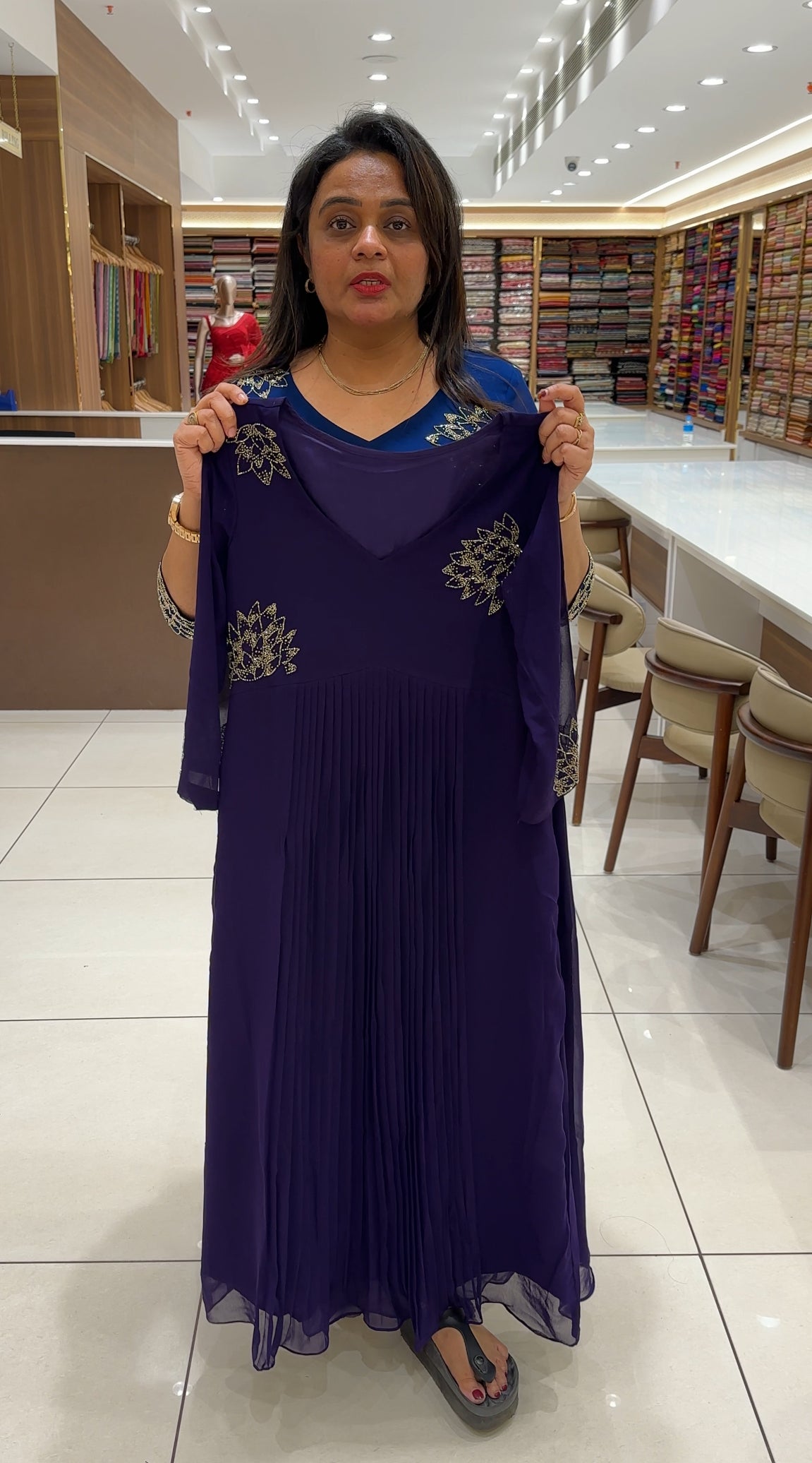 IHA'S IN-HOUSE LONG TOPS - IHA 26018