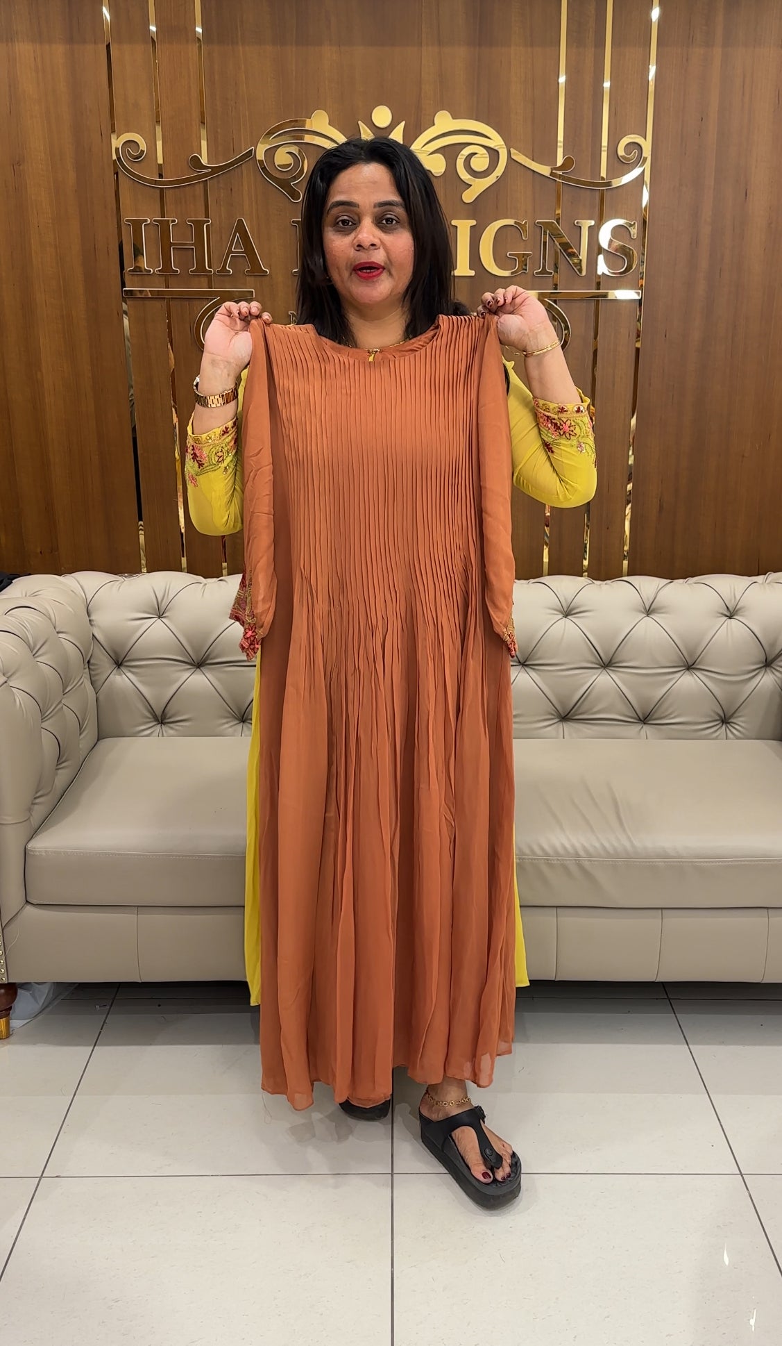 DESIGNER LONG A-LINE TOPS - IHA 26050
