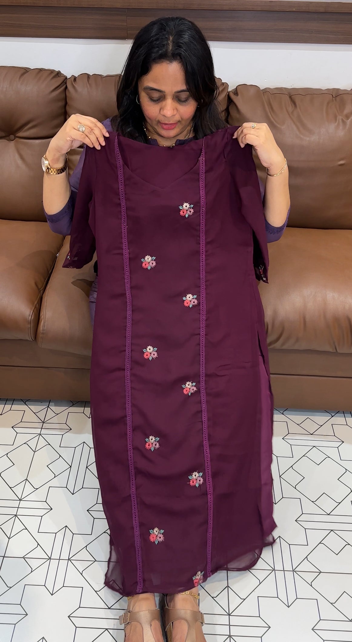 BUDGET BUY LONG SLITTED TOPS - IHA 27167