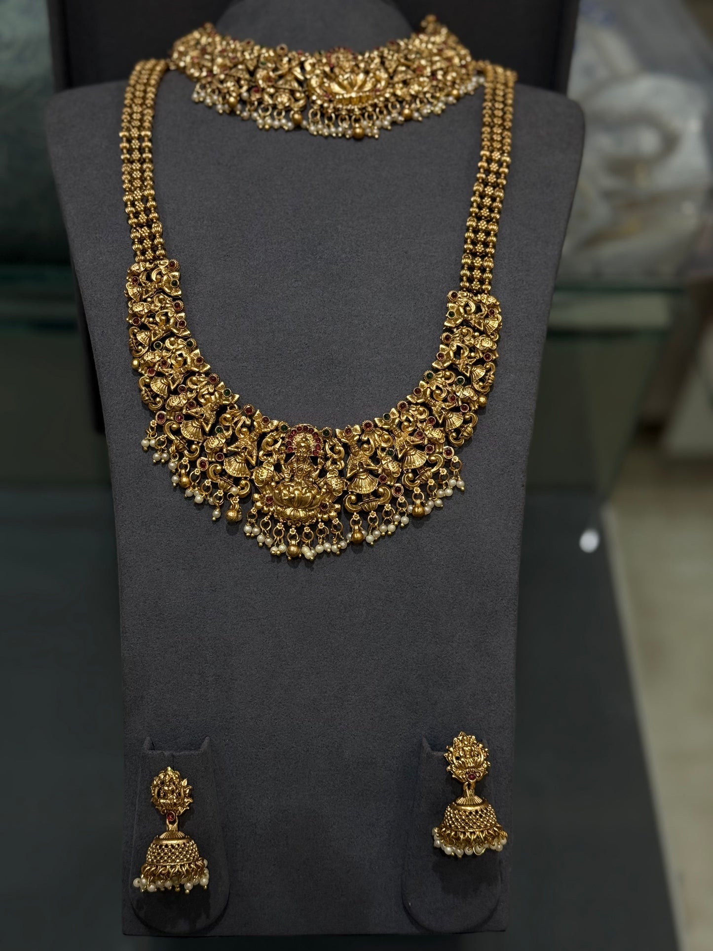 DESIGNER NECKLACE SETS - IHA 26304