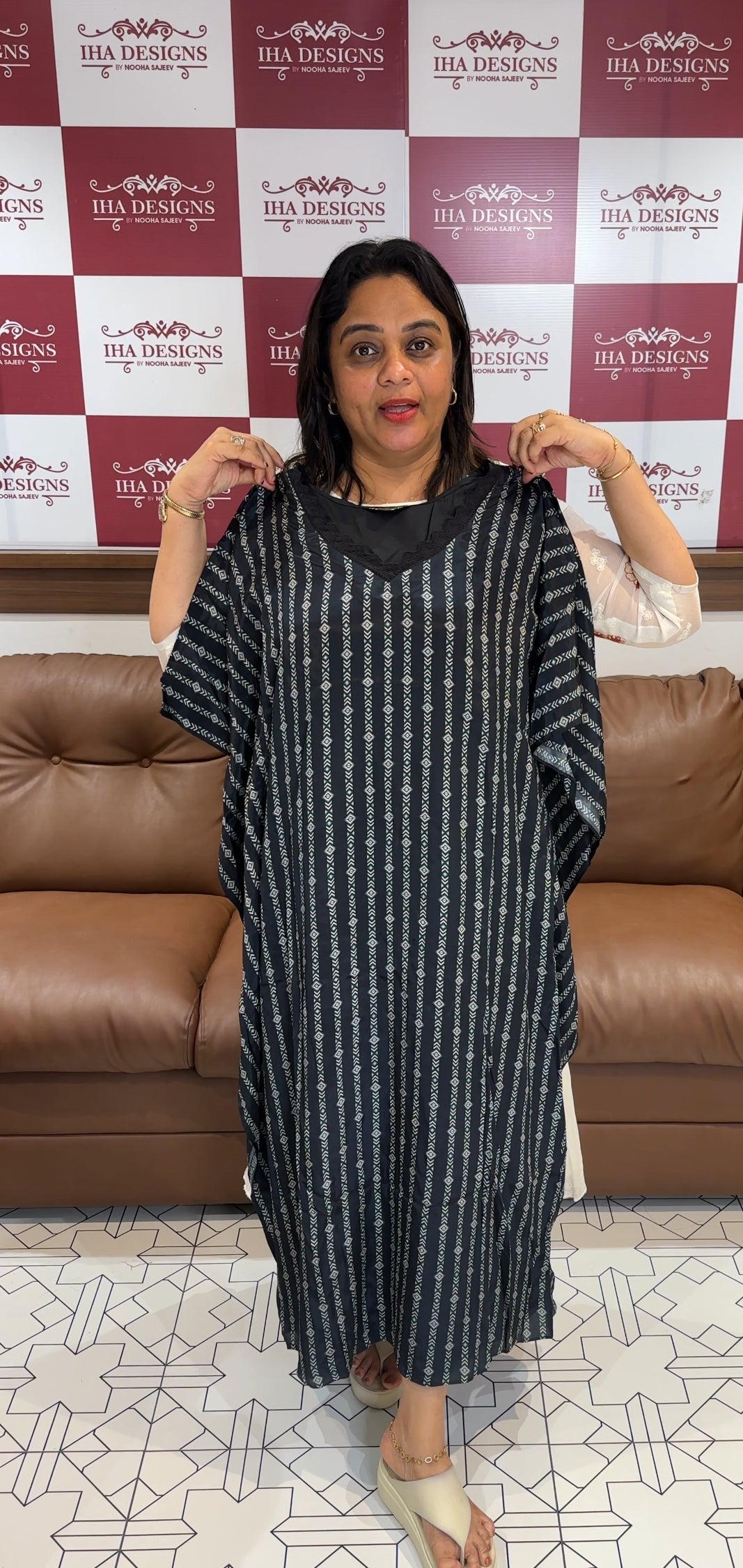 PRINTED CRAPE KAFTAN TOPS - IHA 24752