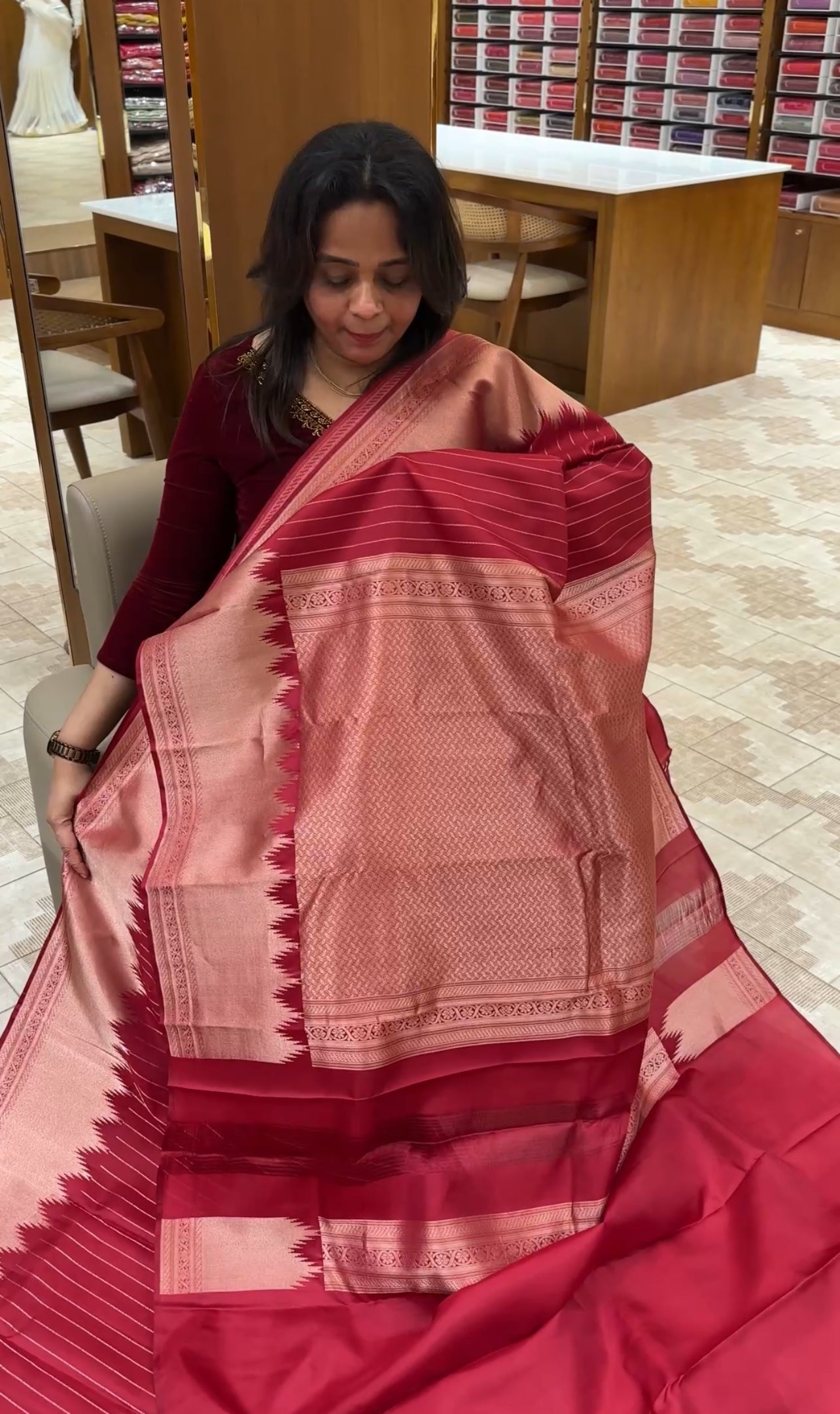 HAND LOOM KANCHIPURAM SAREES - IHA 25909