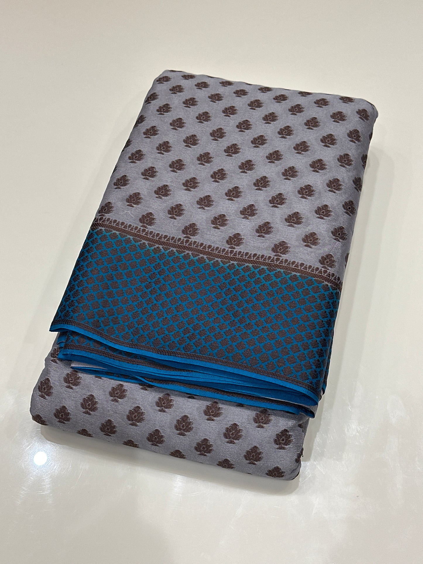 OFFER SALES SAREES - IHA 27172