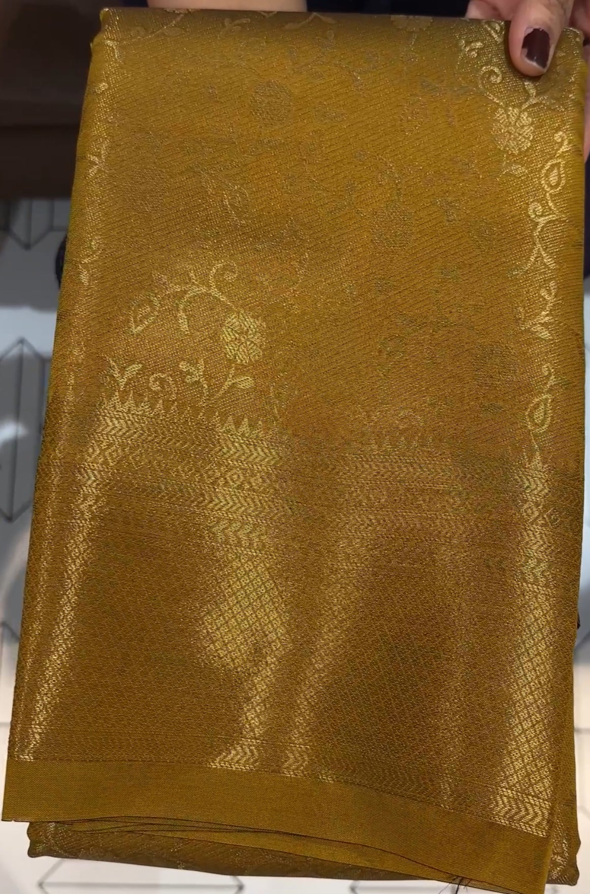 SEMI SILK SAREES - IHA 21924