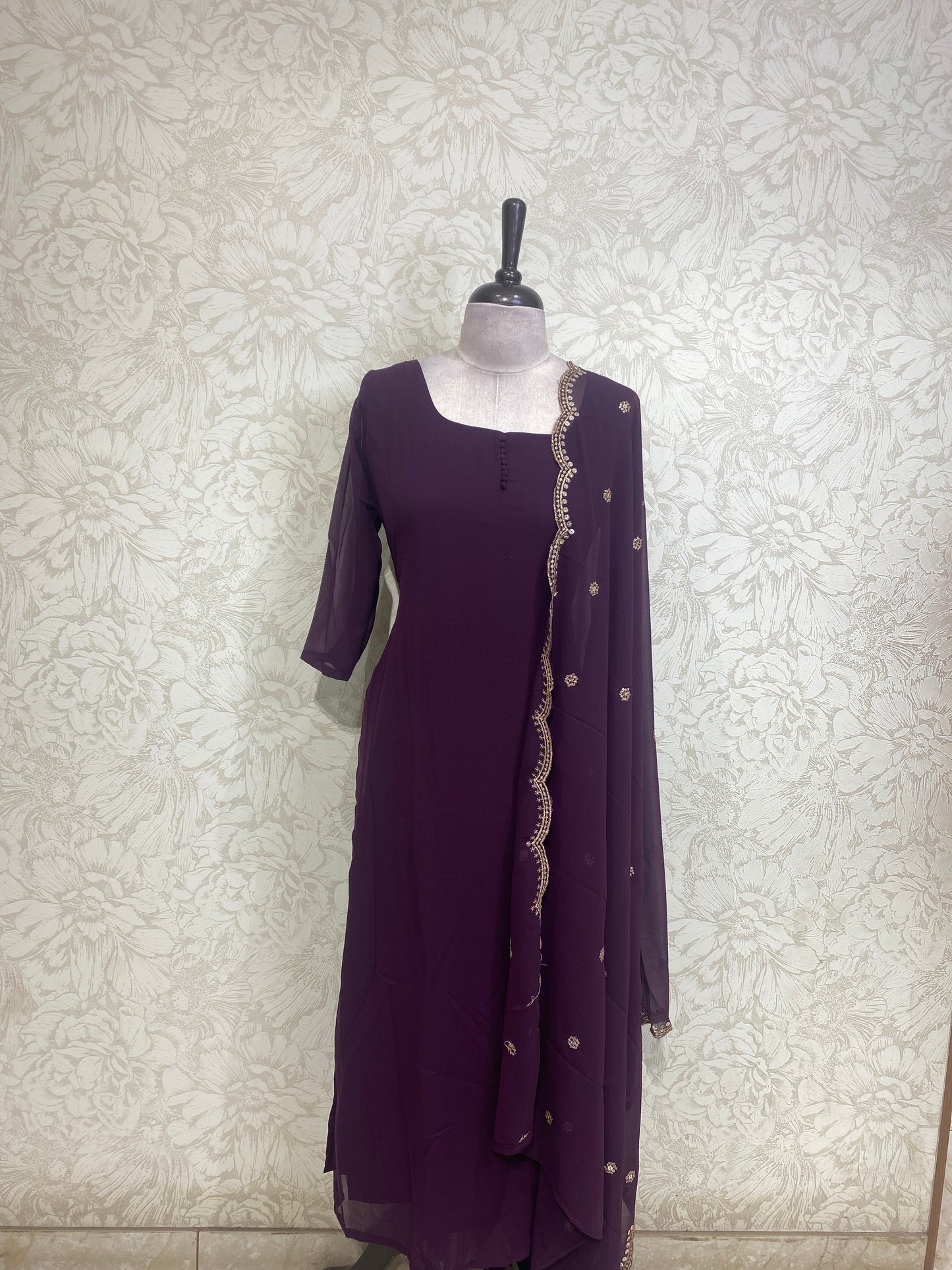 OFFER SALES TOPS COLLECTIONS - IHA 27023