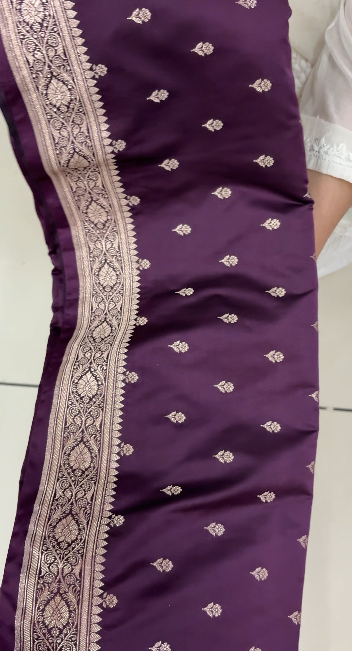 SEMI KATAN BANARASI SAREES - IHA 24623
