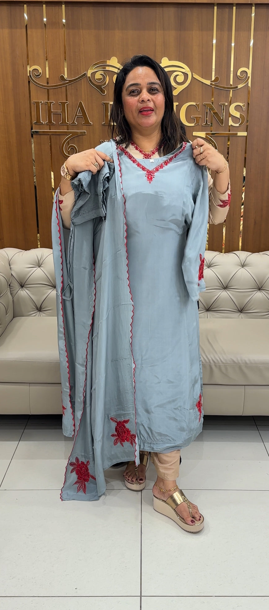 CRAPE SILK SLITTED TOP,BOTTOM AND DUPATTA - IHA 25750