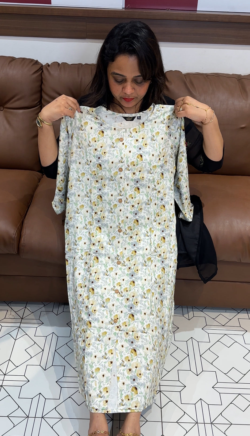 PRINTED RAYON LONG A-LINE TOPS - IHA 24905