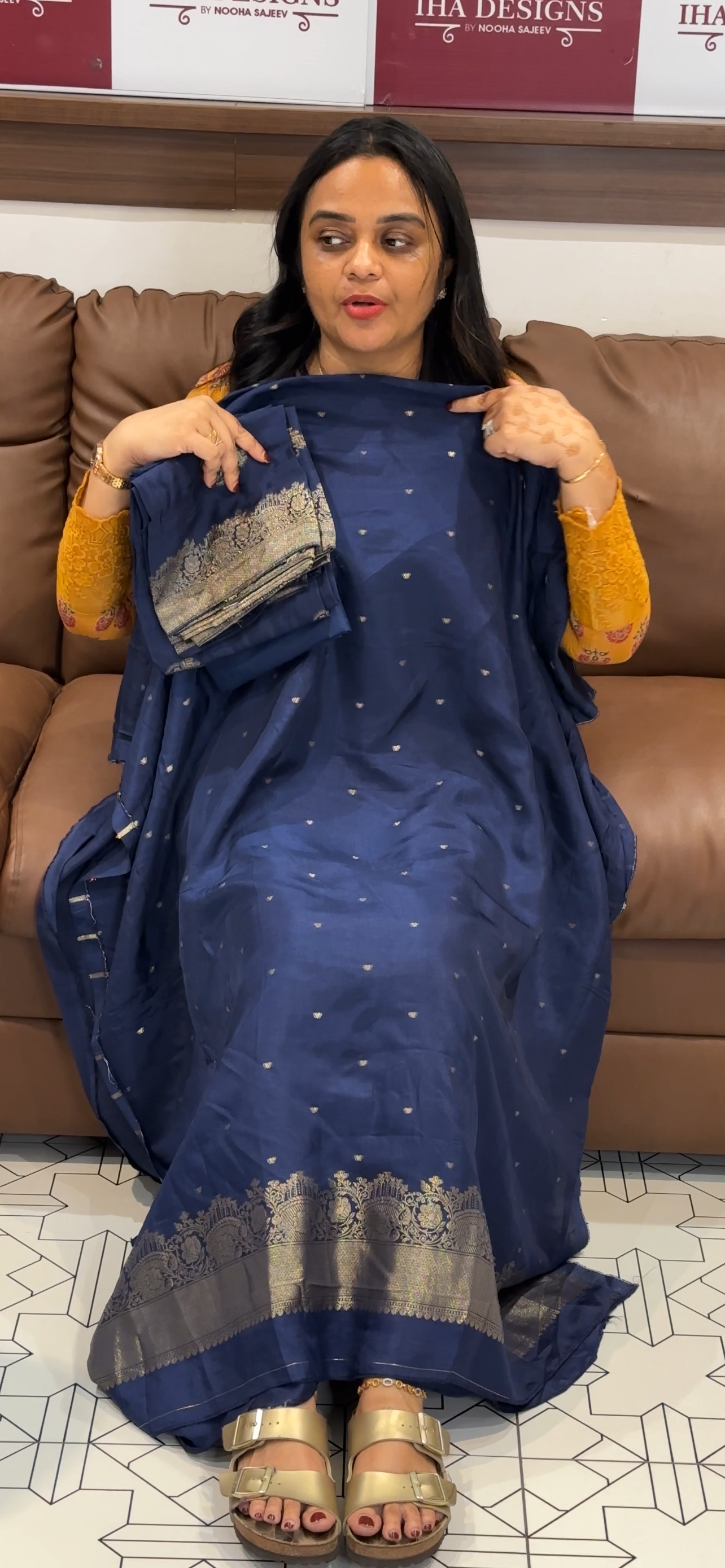 VISCOSE DOLA BANARASI UNSTITCHED SALWAR SUITS - IHA 32416