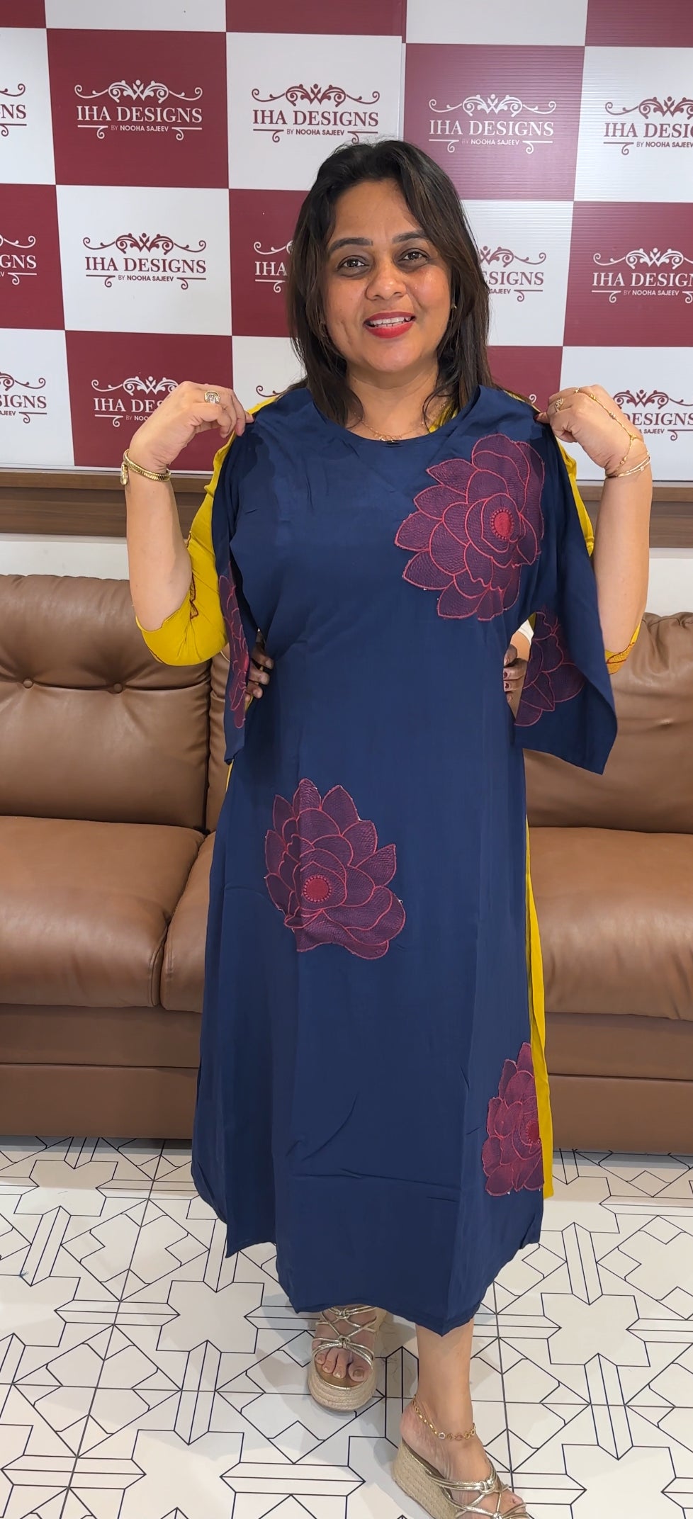 CRUSHED RAYON ALINE TOPS - IHA 24665